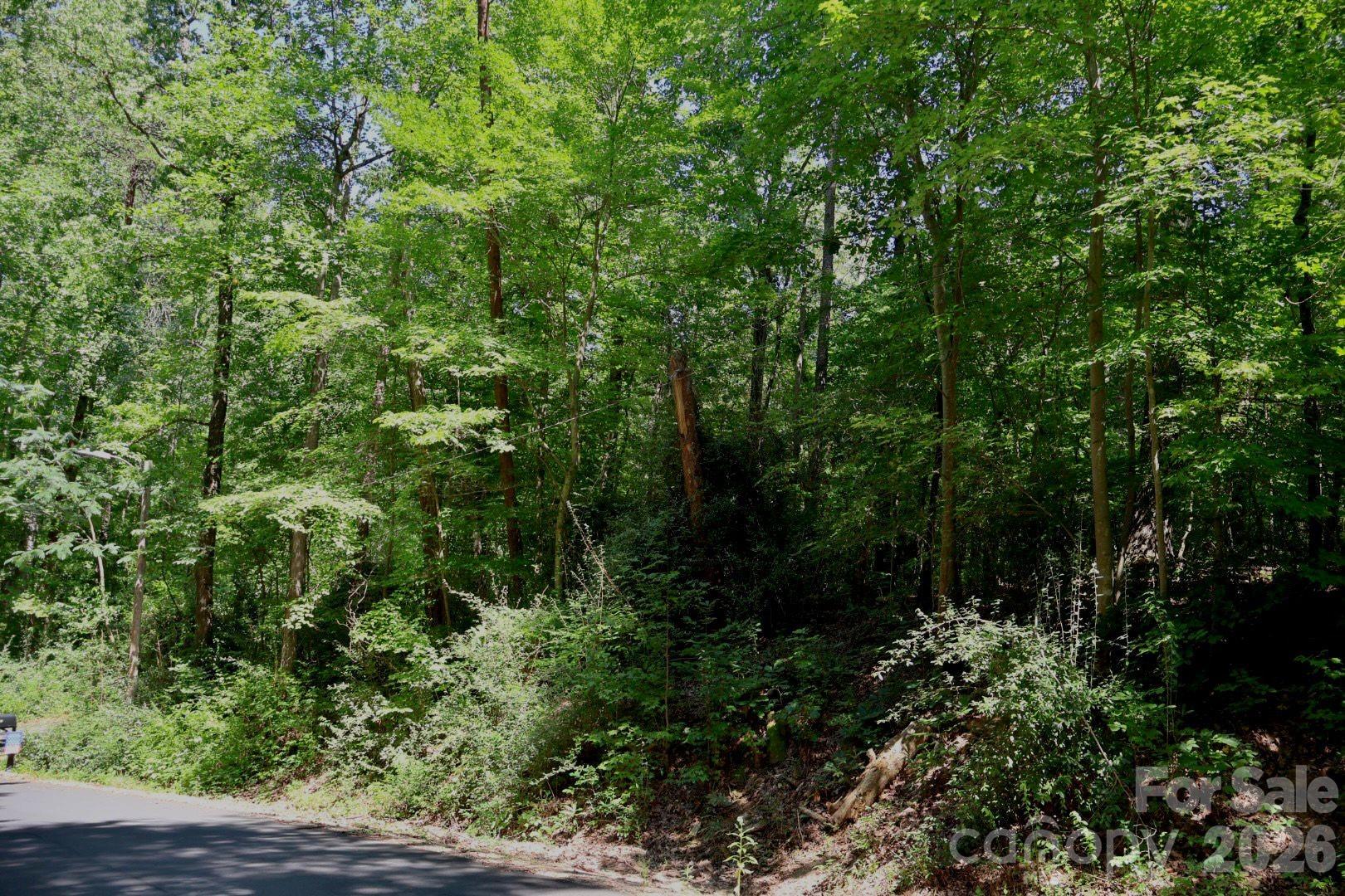 404 Summit Drive SE