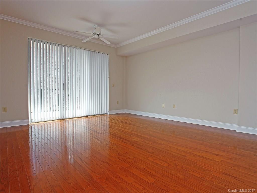 Fifth And Poplar - Residential