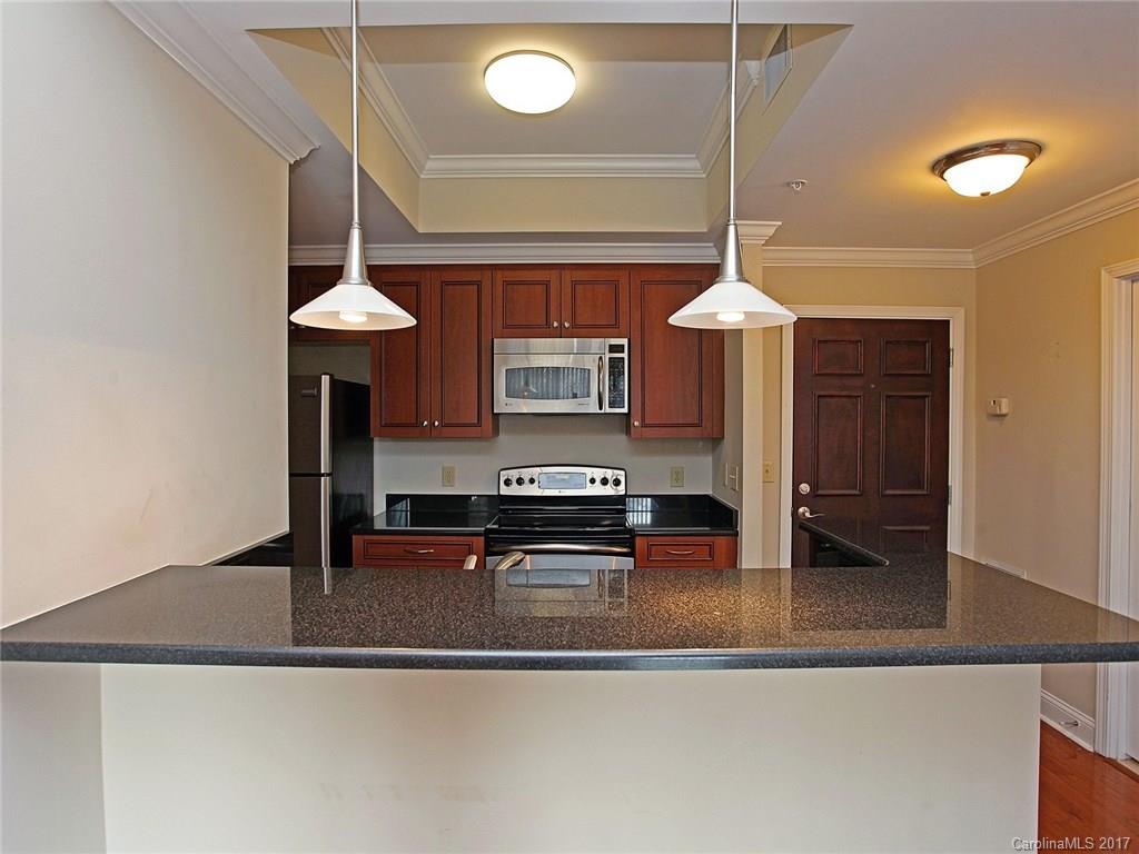 Fifth And Poplar - Residential