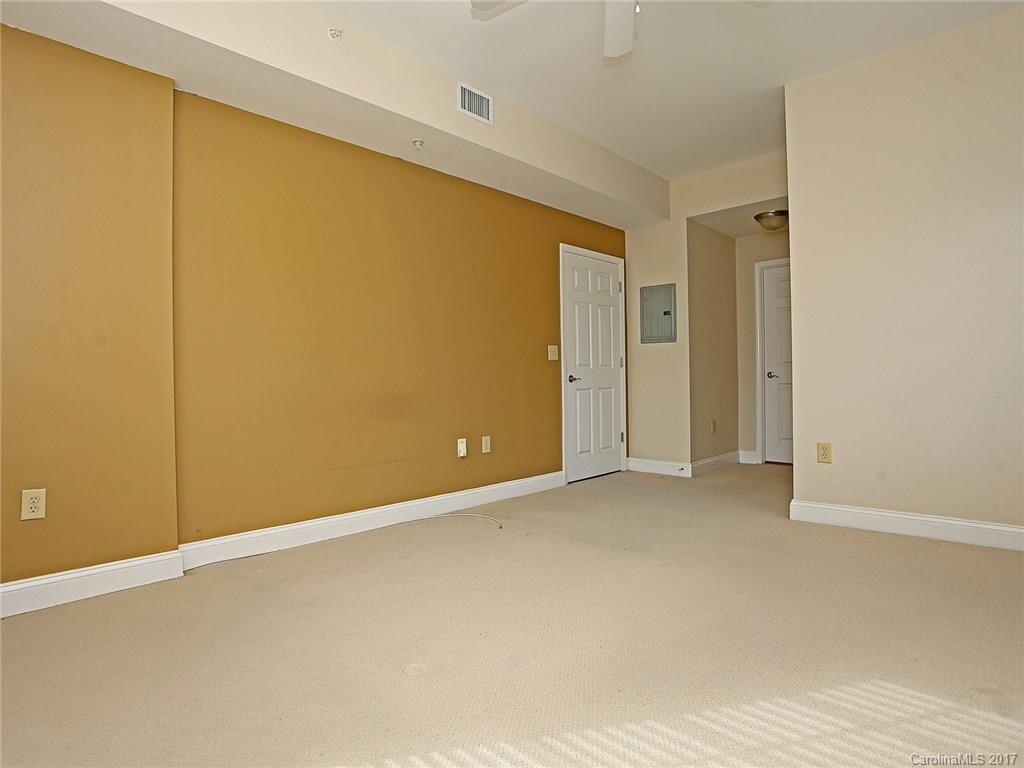 Fifth And Poplar - Residential