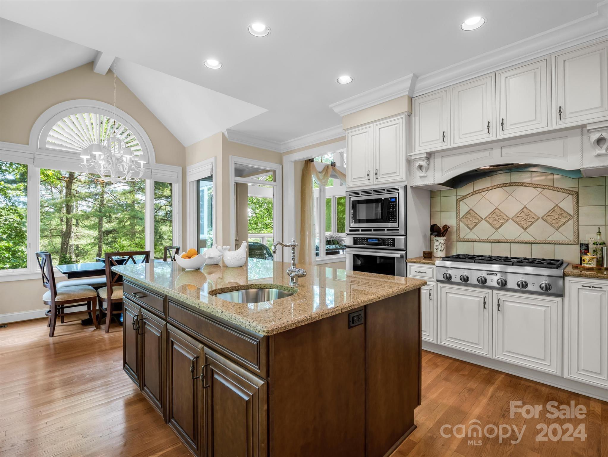 Champion Hills - Residential