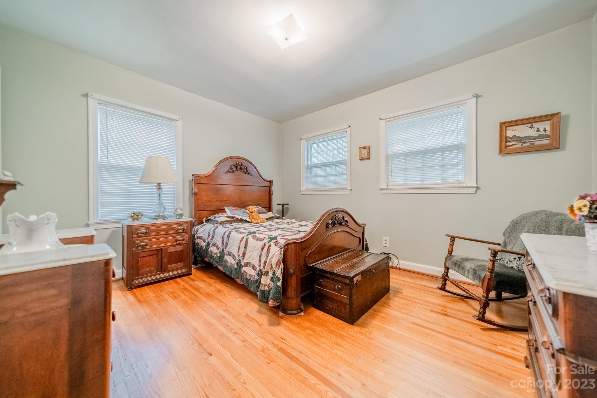 Colonial Village - Residential