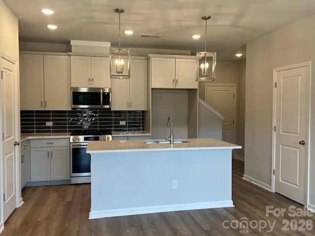 Hardy Pond - Residential