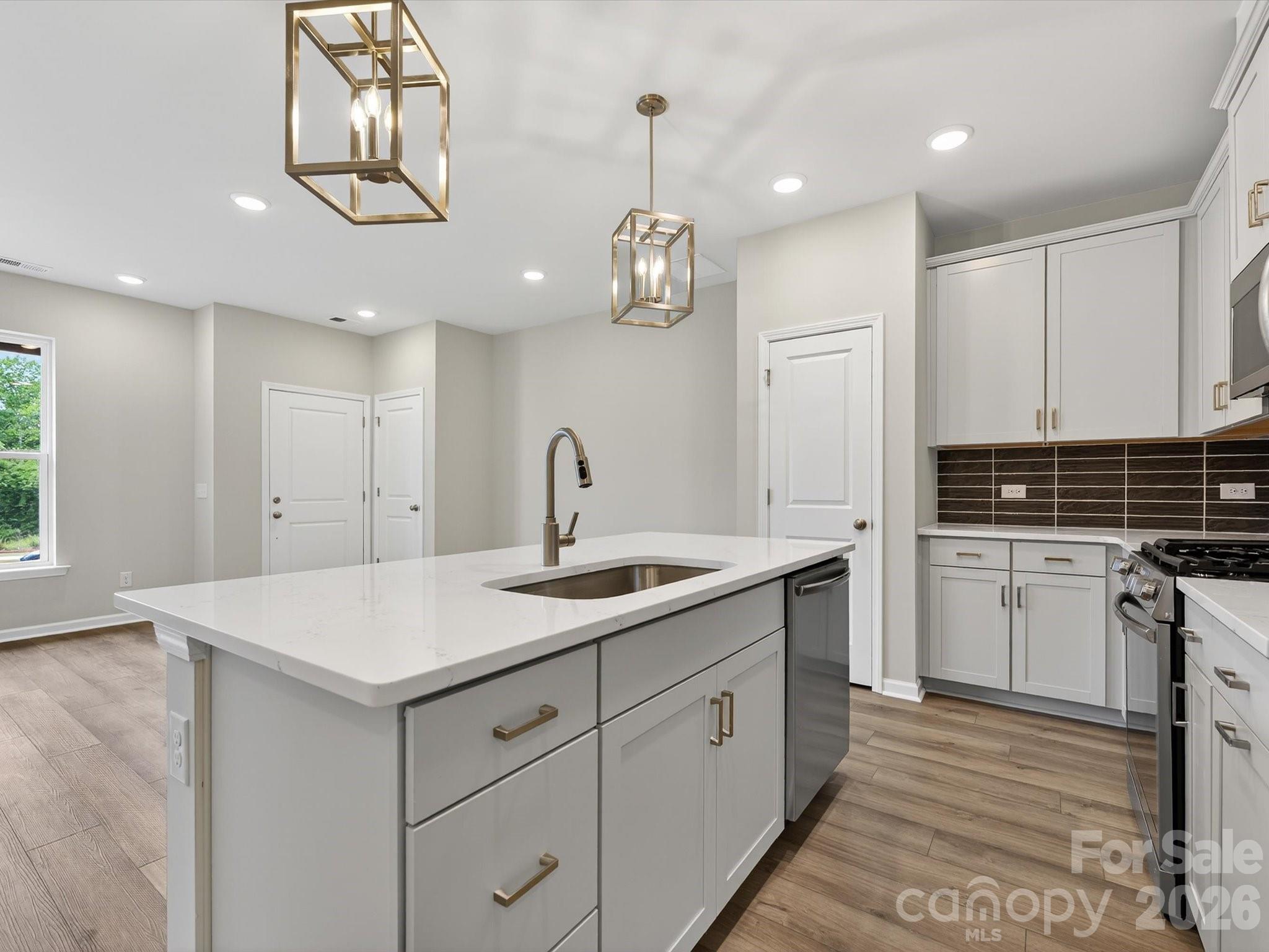 Hardy Pond - Residential
