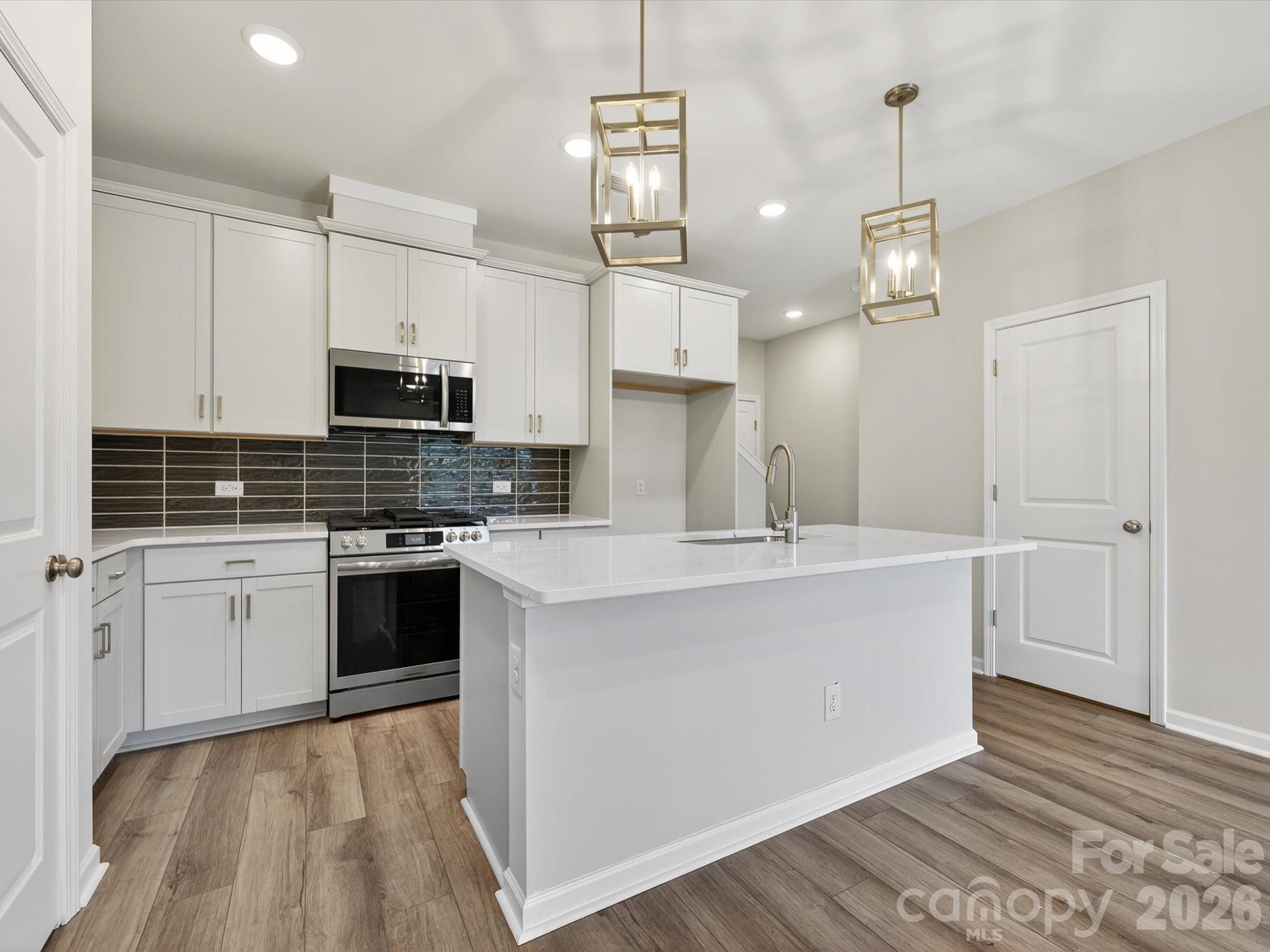 Hardy Pond - Residential
