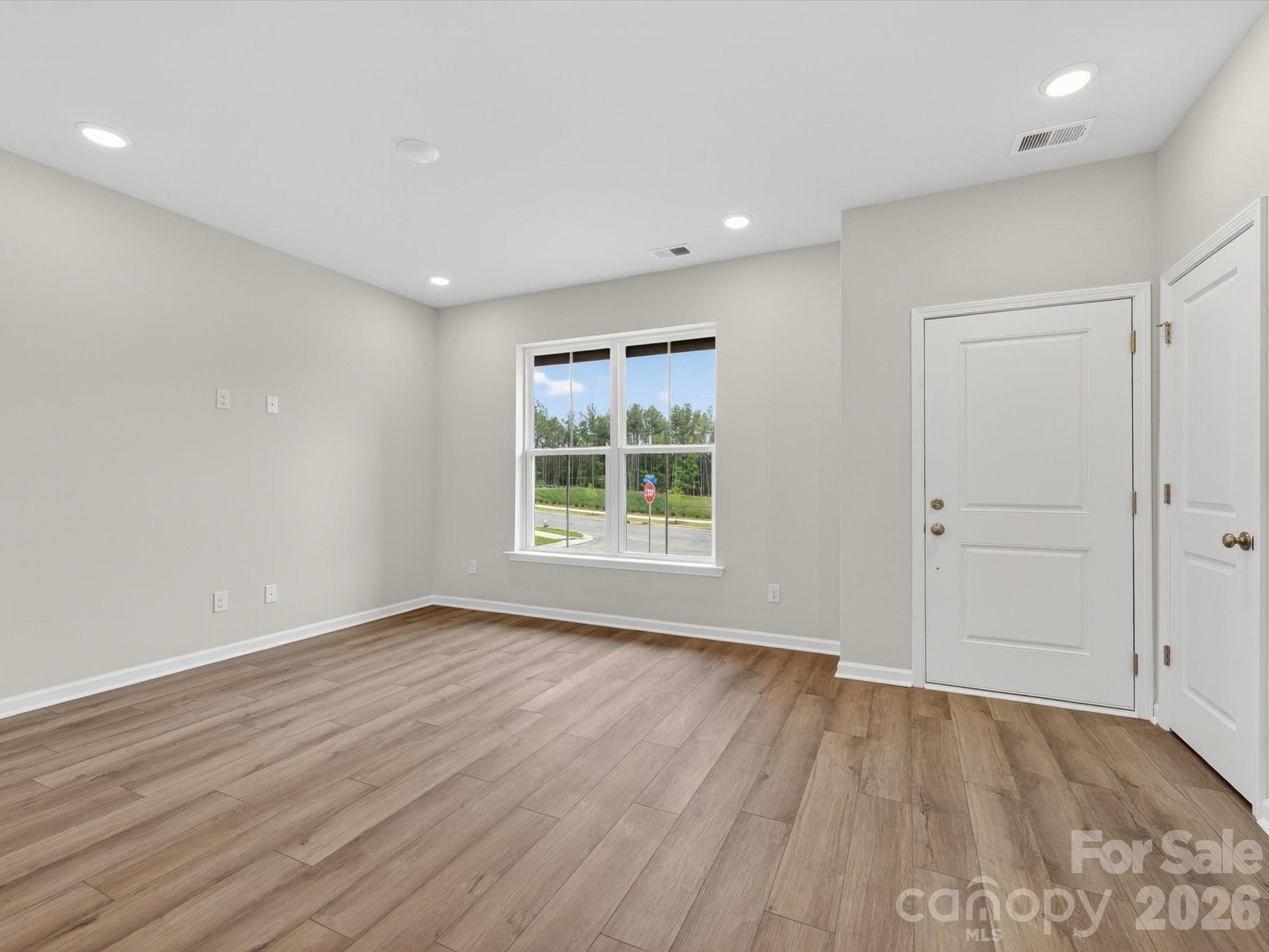 Hardy Pond - Residential