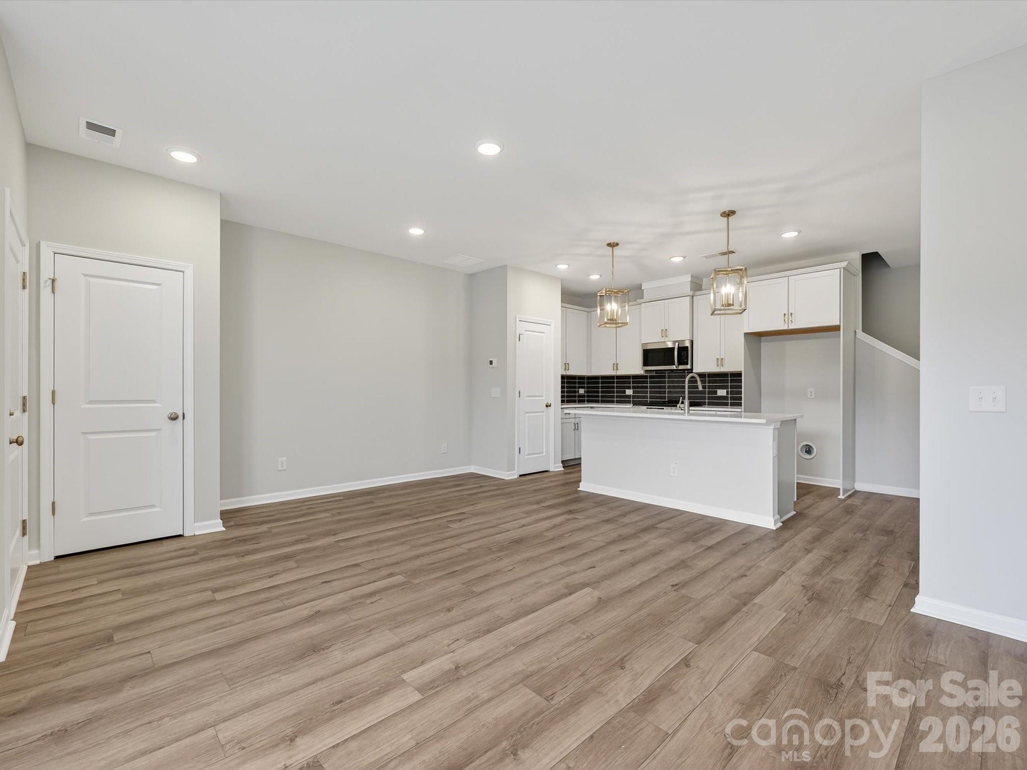 Hardy Pond - Residential