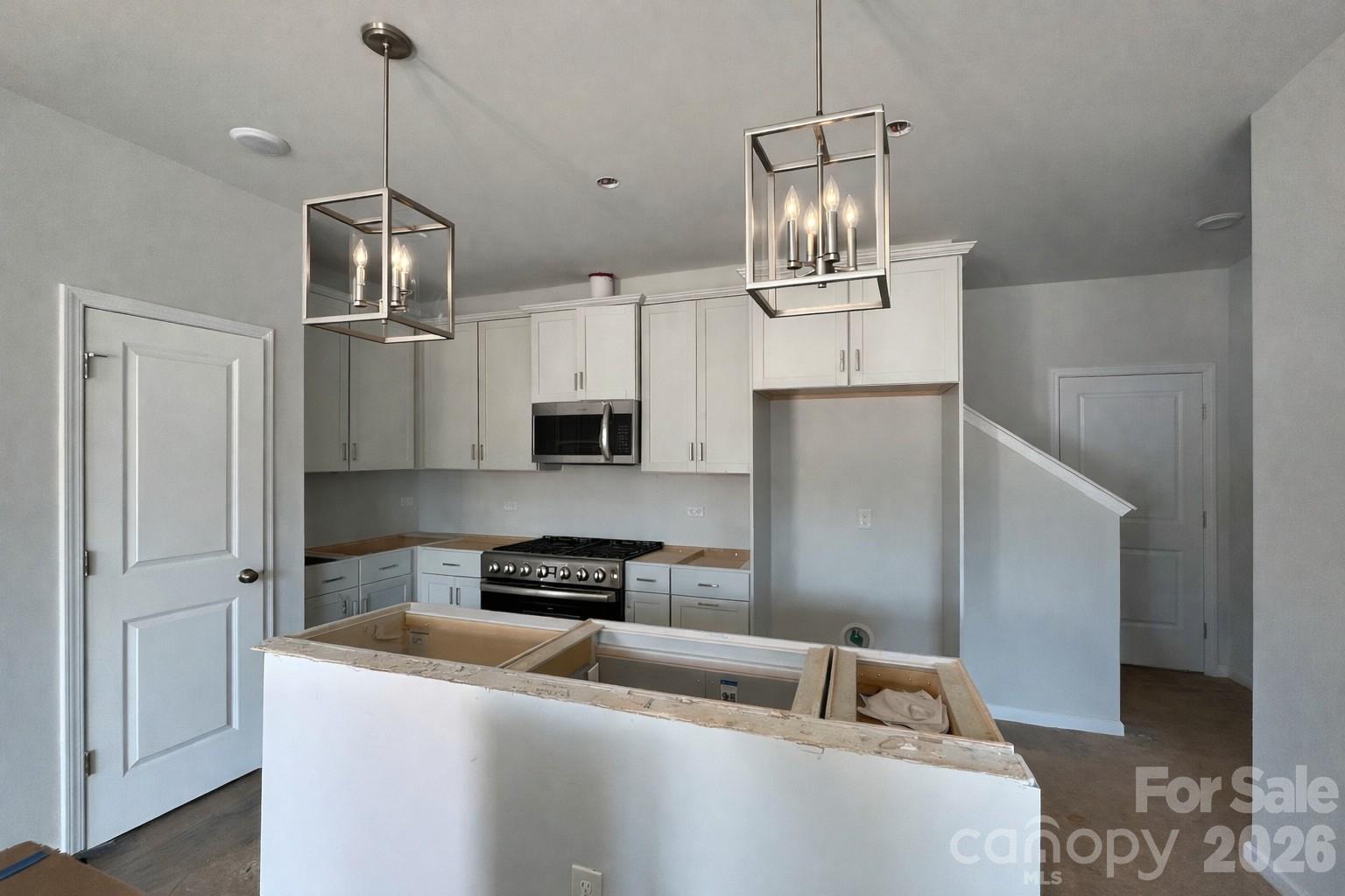 Hardy Pond - Residential