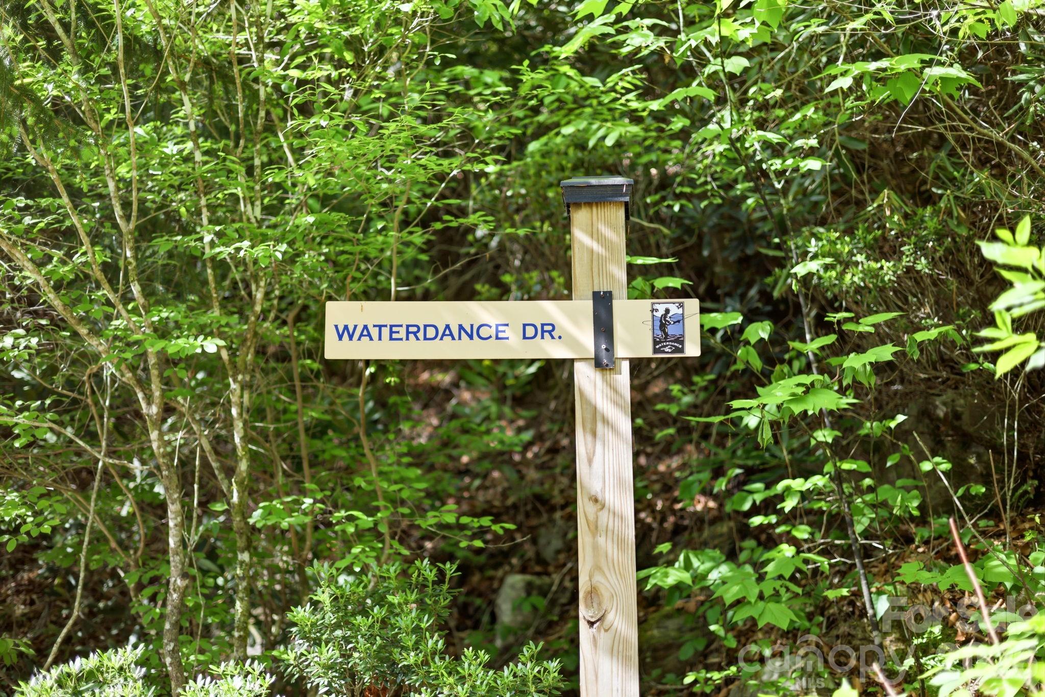 Waterdance - Land