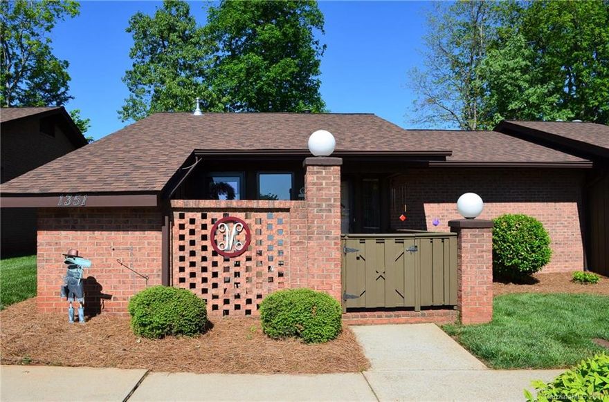 Immaculate & turn key w/upgrades galore all nestled in a quiet cluster community!! Gleaming hardwoods lead the way to the instant welcoming feel from the open concept, Kitchen has granite & stainless steel appliances, Breakfast Bar, Dining w/enormous custom built-in for tons of added storage, Large Master Suite w/walk-in closet plus two private outdoor spaces to choose from for relaxing outdoors. This little jewel will go quick so don’t miss it! Can be converted back to 2Bdrm w/acceptable offer.