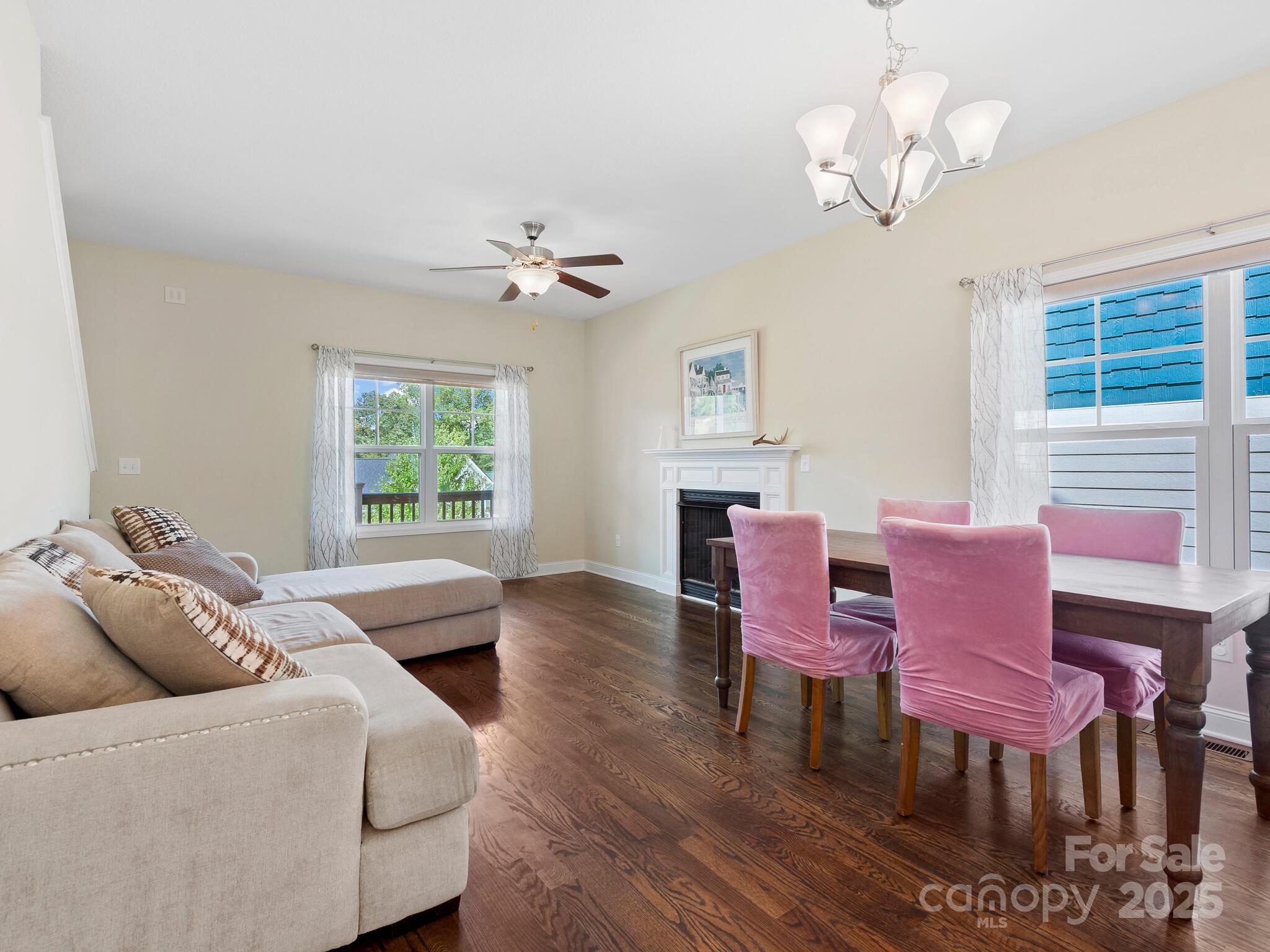 18 Greenwood Fields Drive