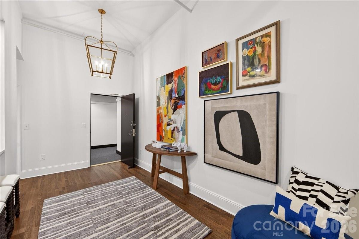 310 Arlington Avenue 221