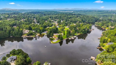 Photo of 6011 Dockside Drive, Hickory, NC 28601 (MLS # 4419004)