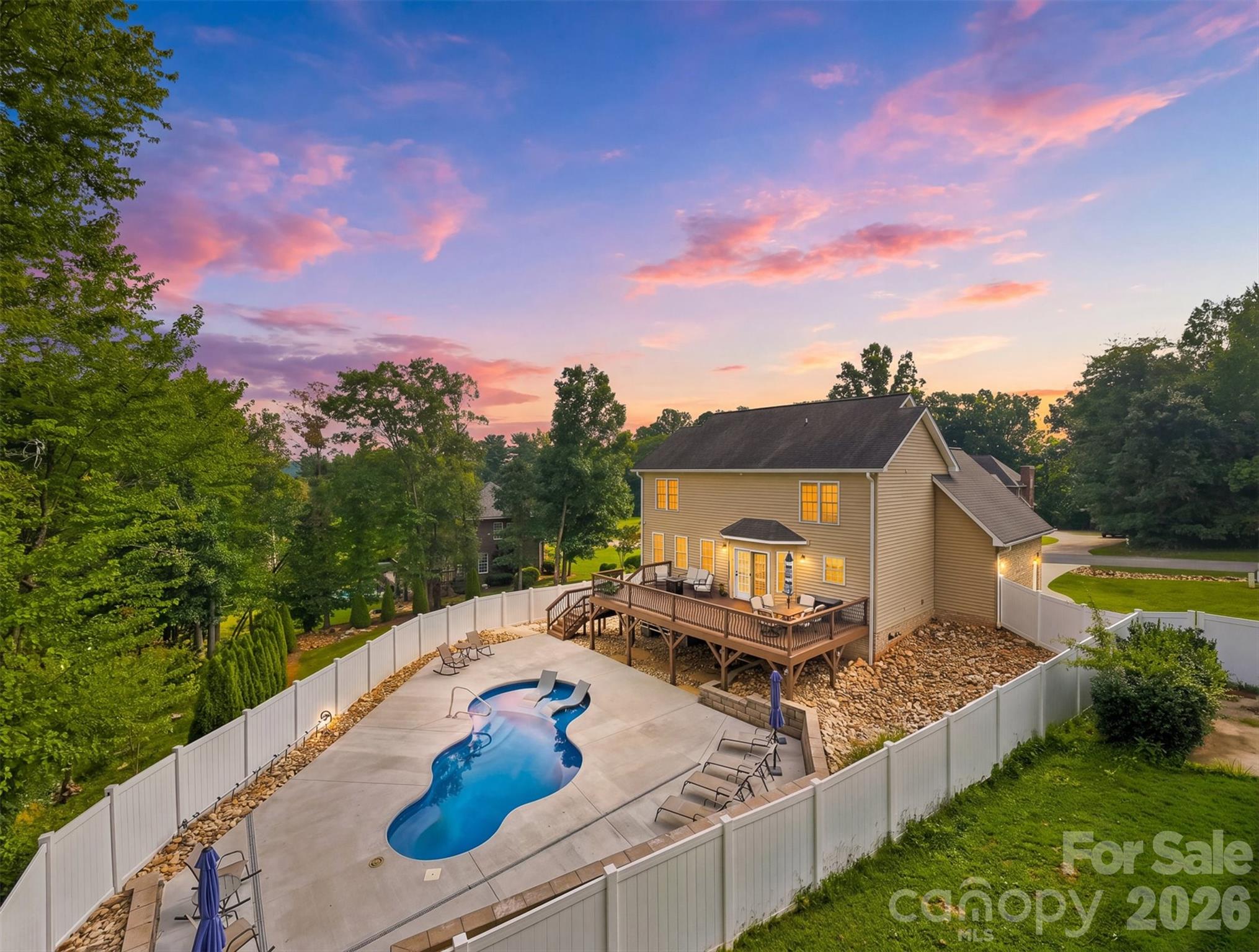 6011 Dockside Drive