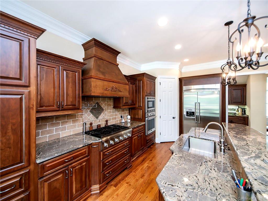 The Coves On River Oaks - Residential