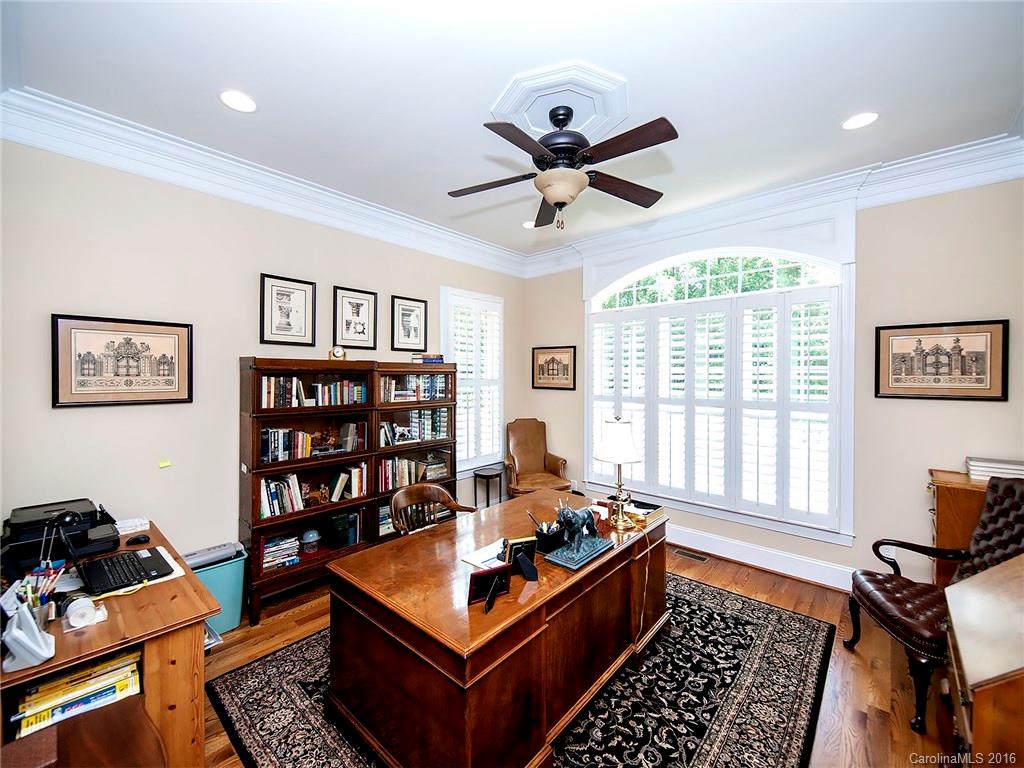 The Coves On River Oaks - Residential