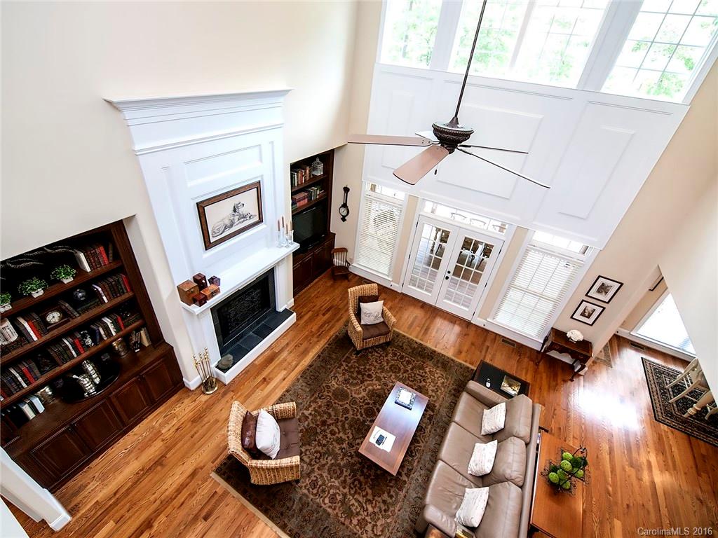 The Coves On River Oaks - Residential