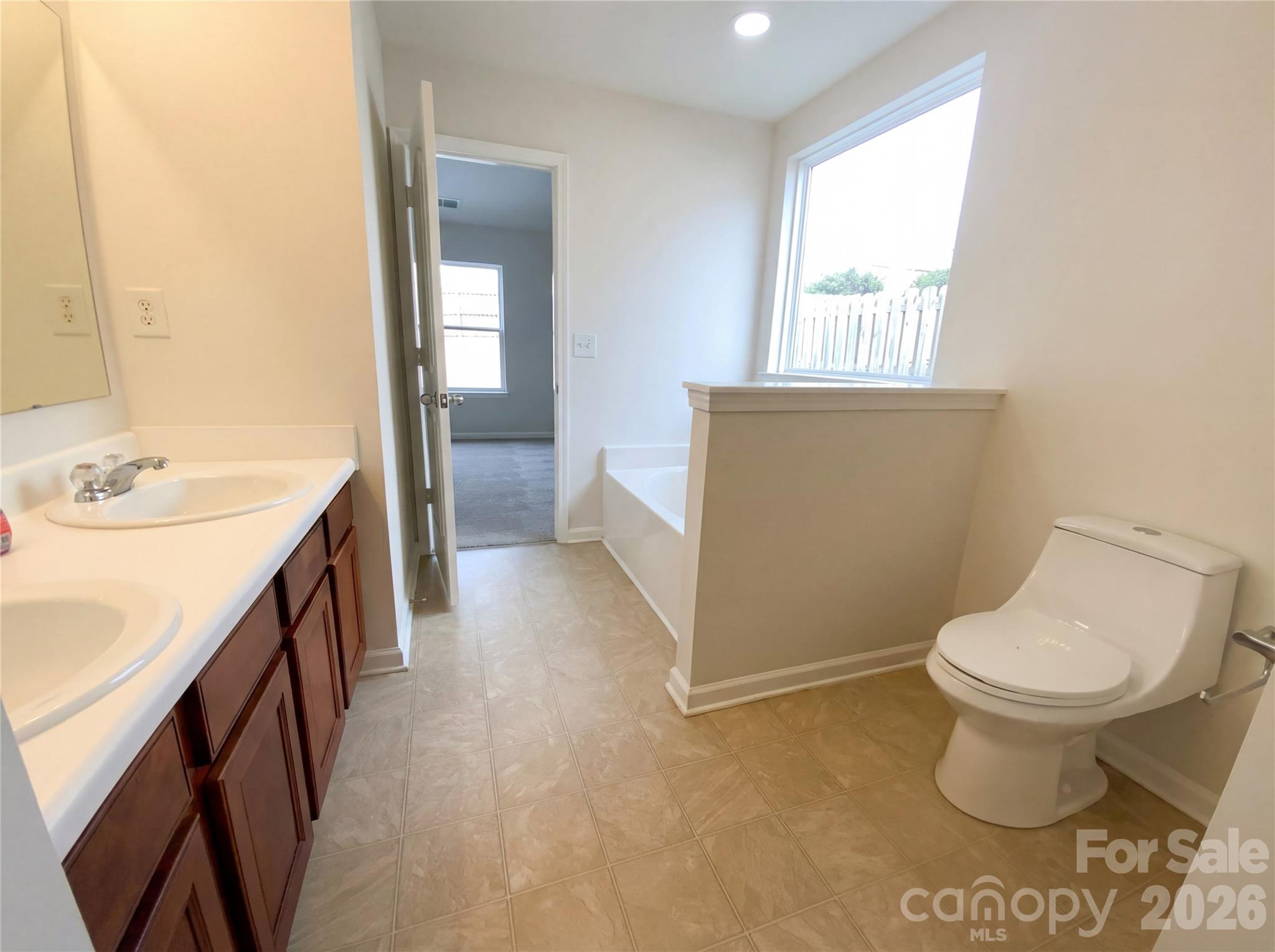 Avery Glen - Residential