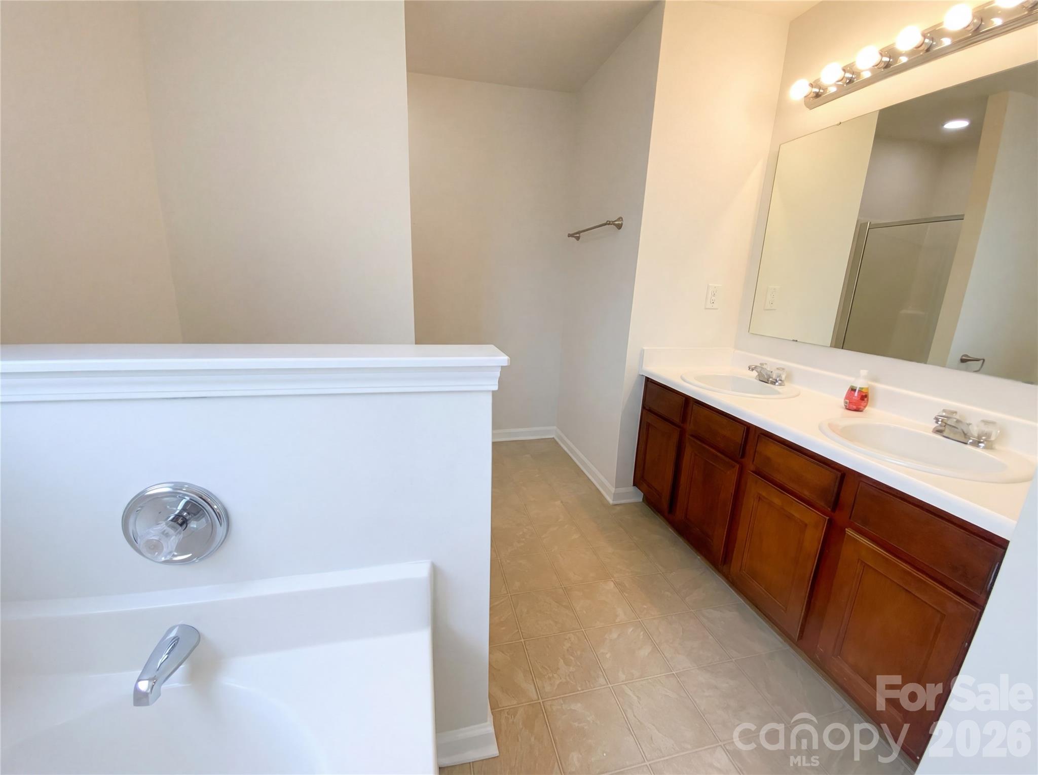 Avery Glen - Residential