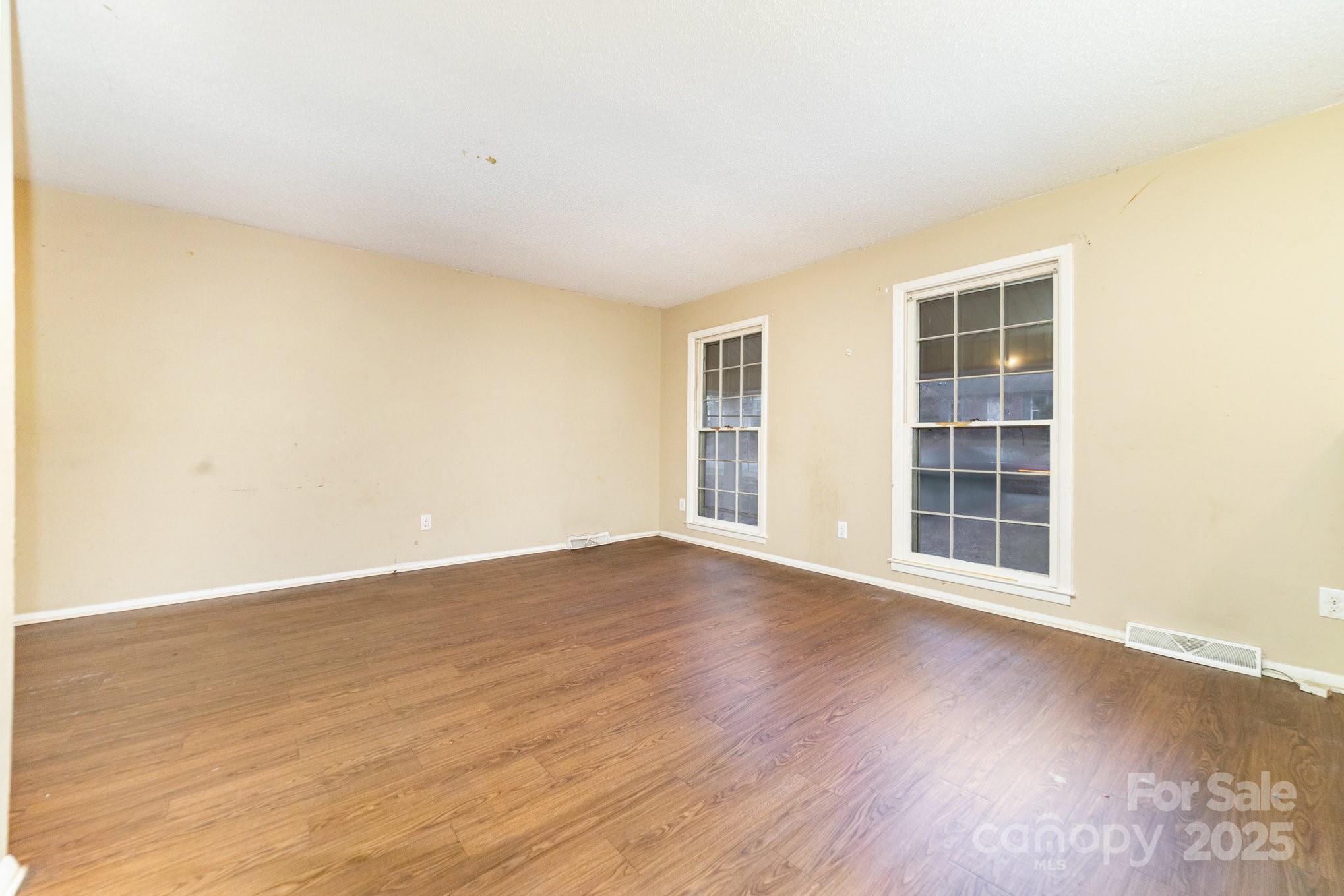 7126 Covecreek Drive