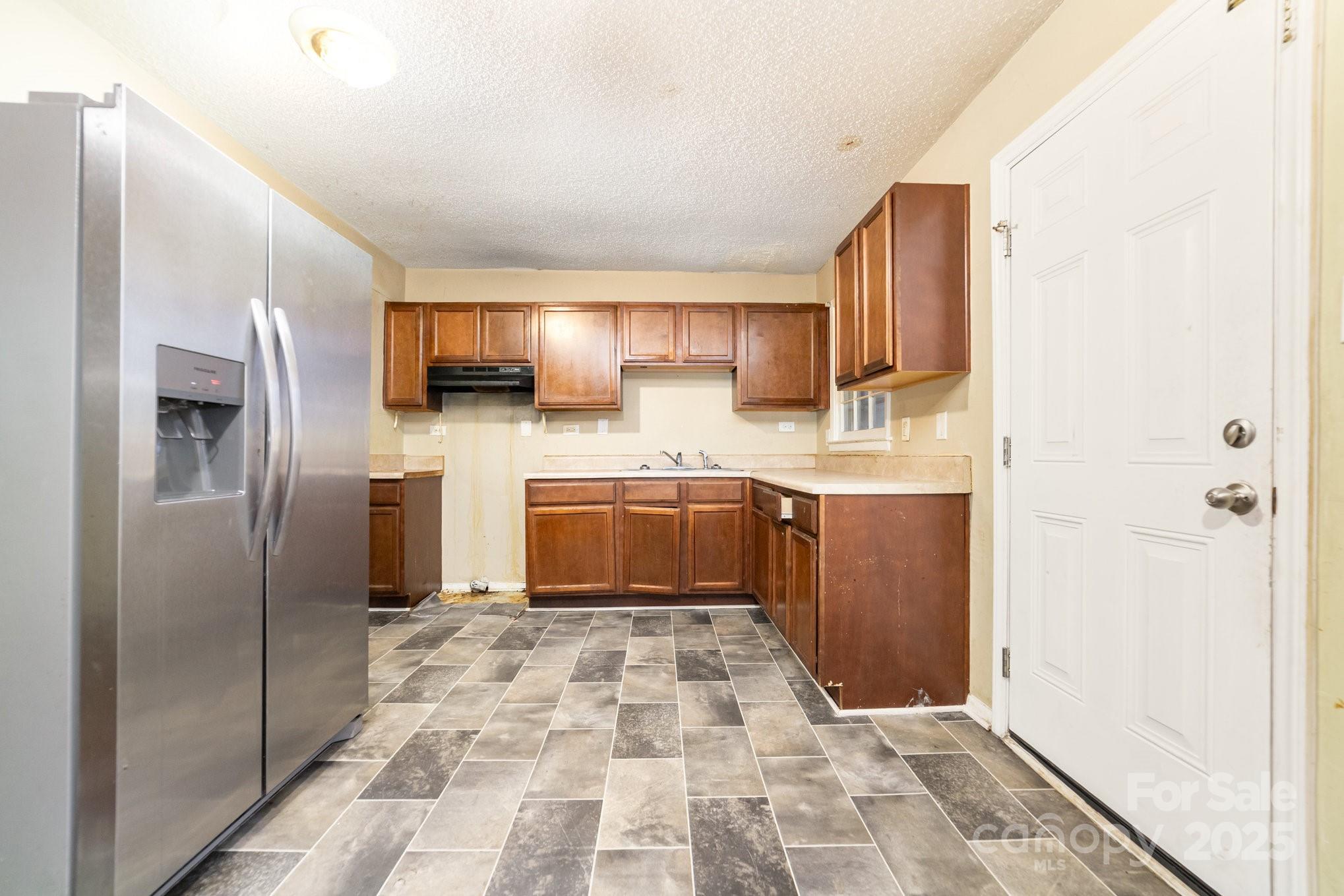 7126 Covecreek Drive