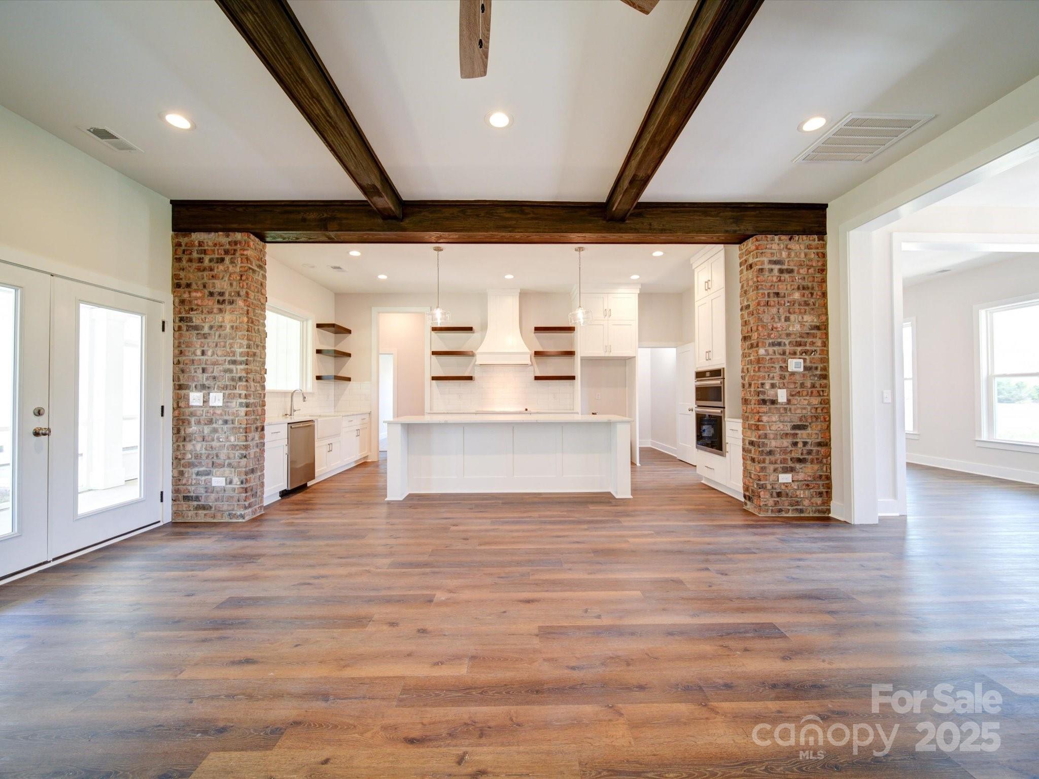 4016 Landsford Road