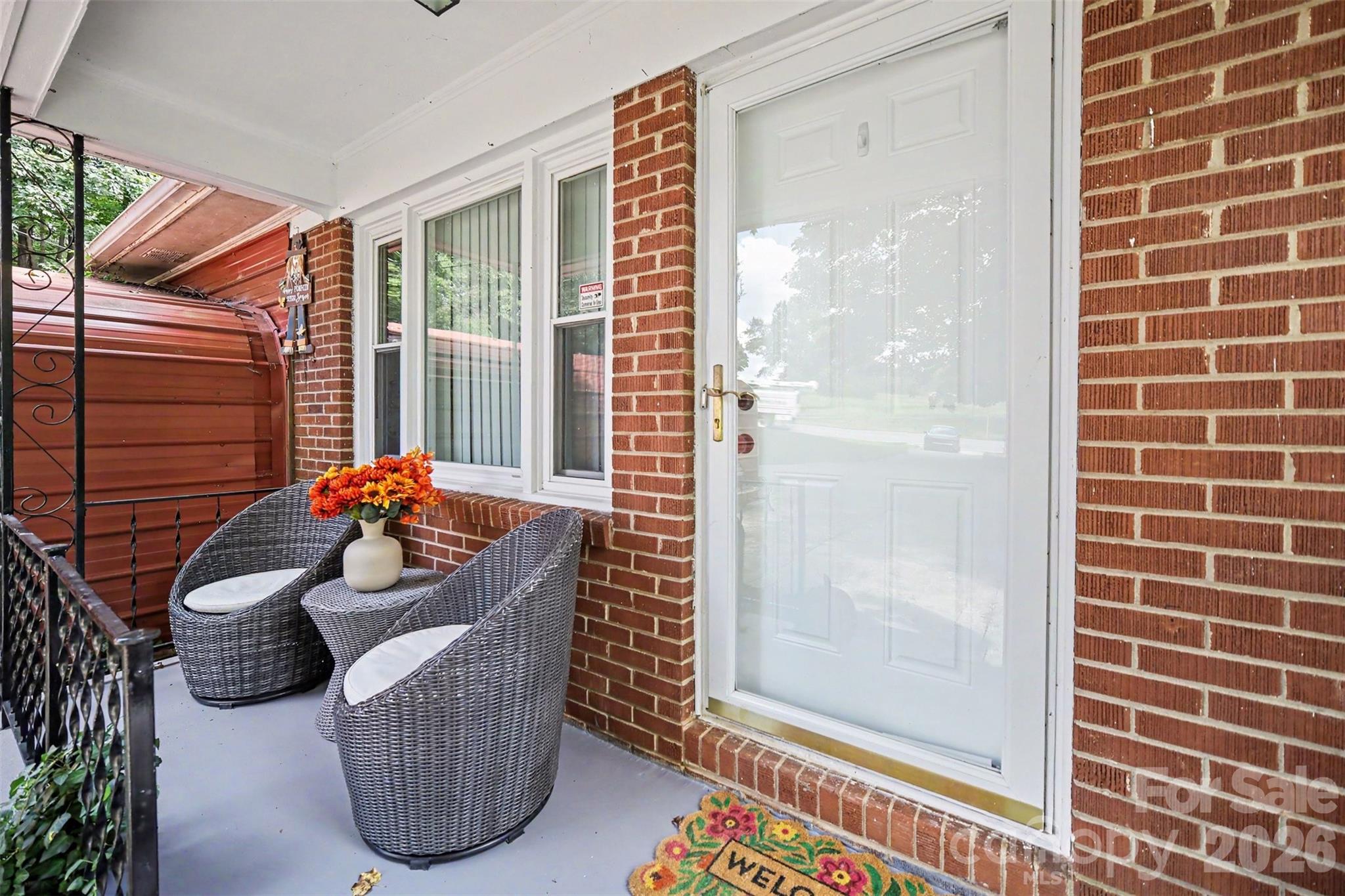 1308 E Stagecoach Trail