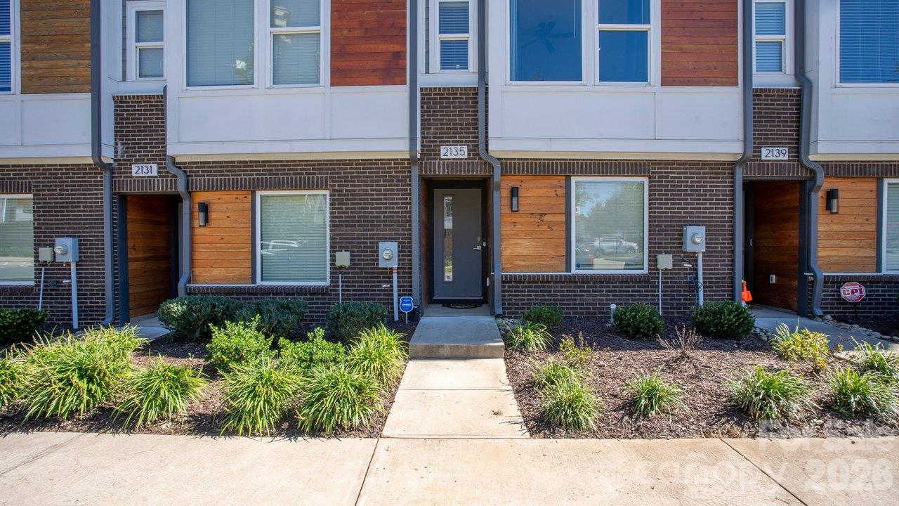 2135 Bryant Park Drive
