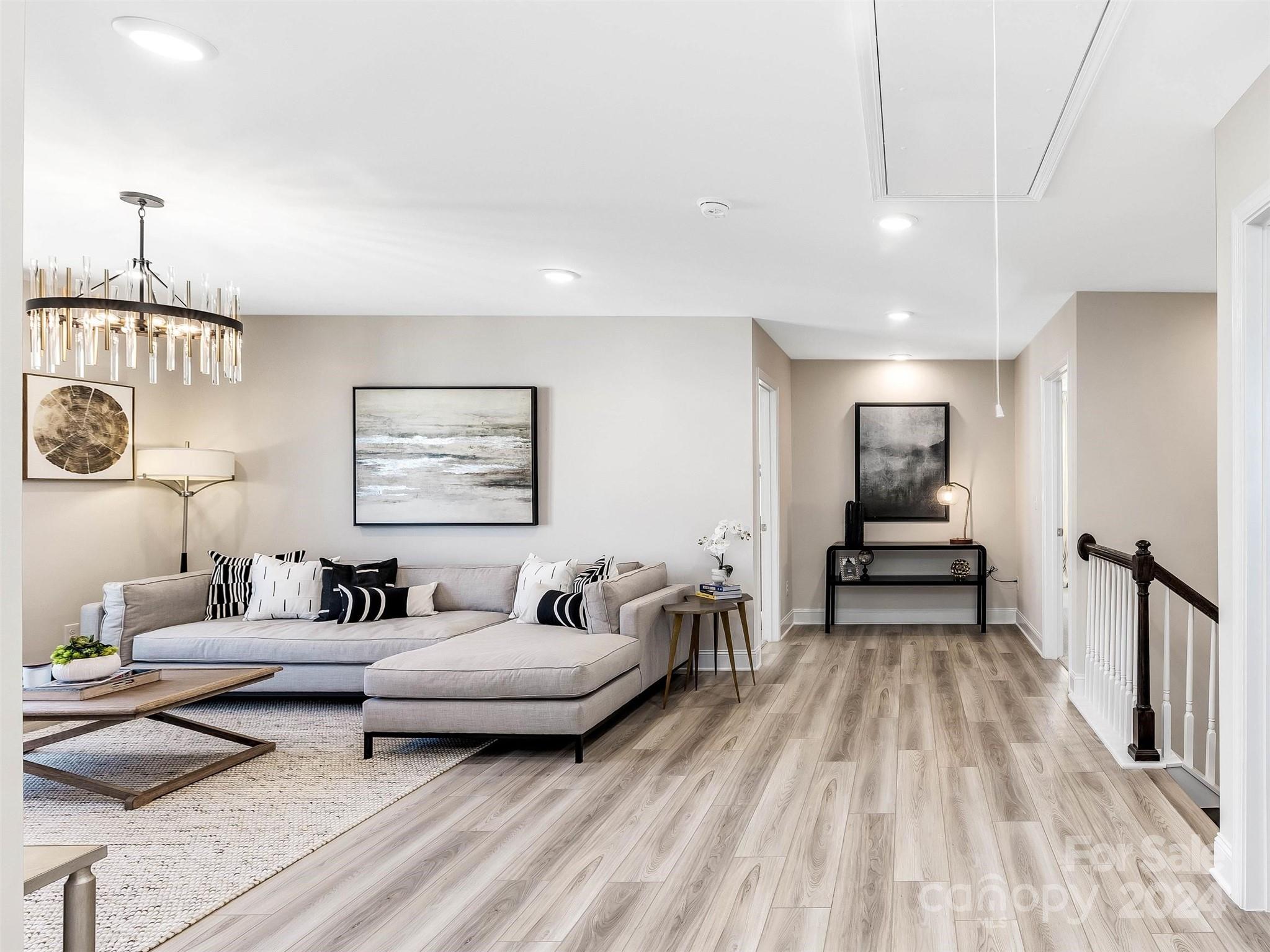 Lakeside Glen - Residential