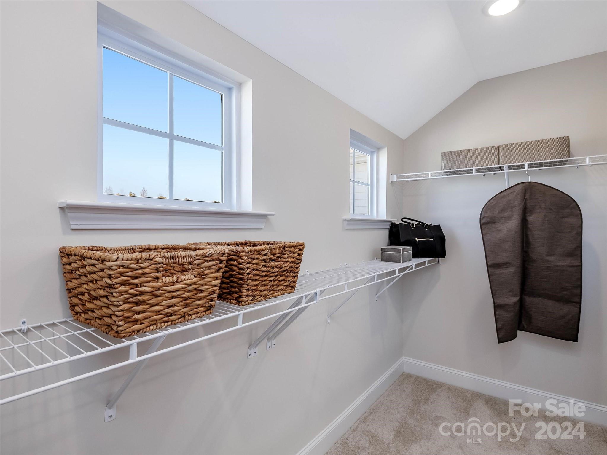 Lakeside Glen - Residential