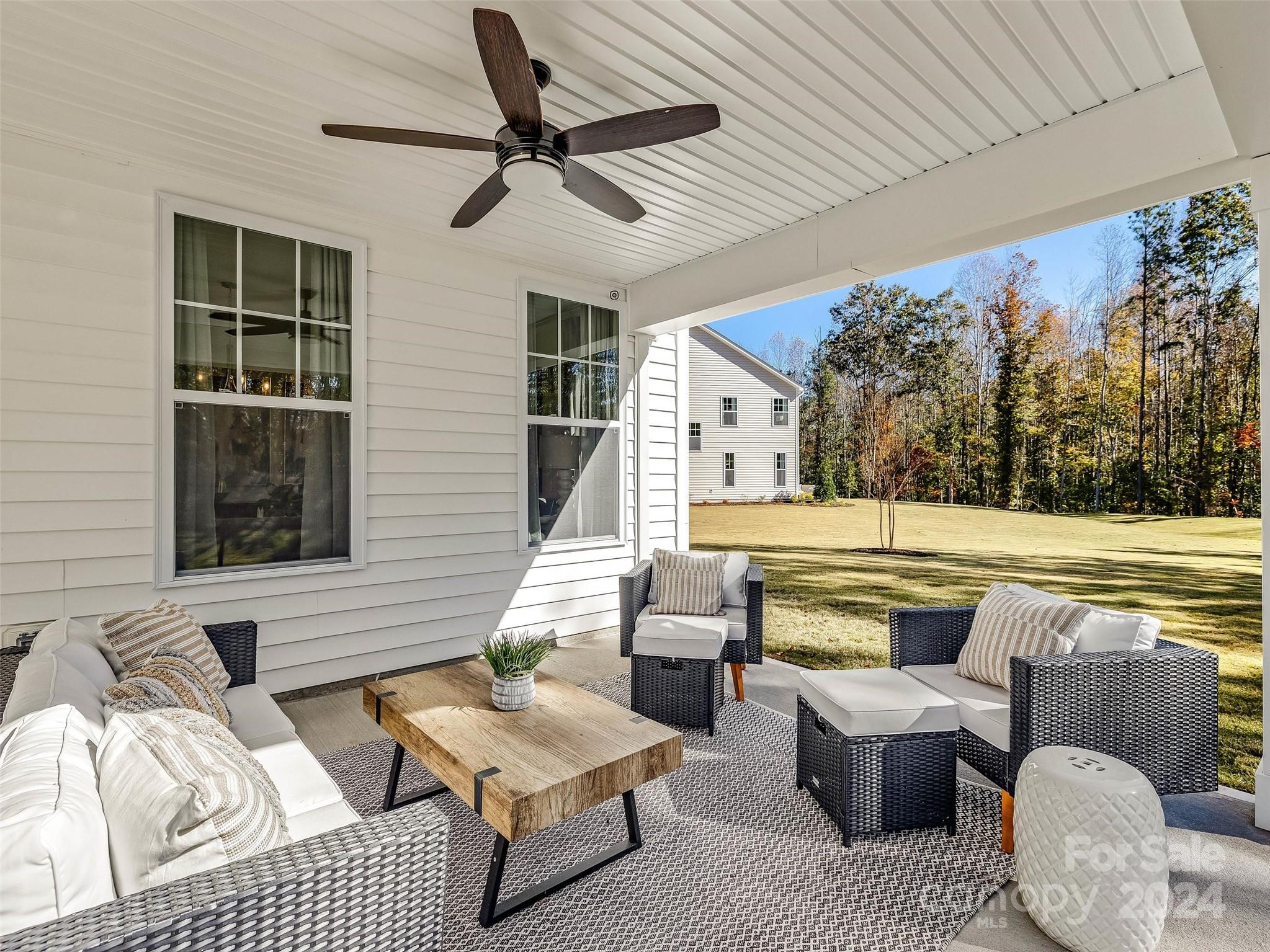 Lakeside Glen - Residential