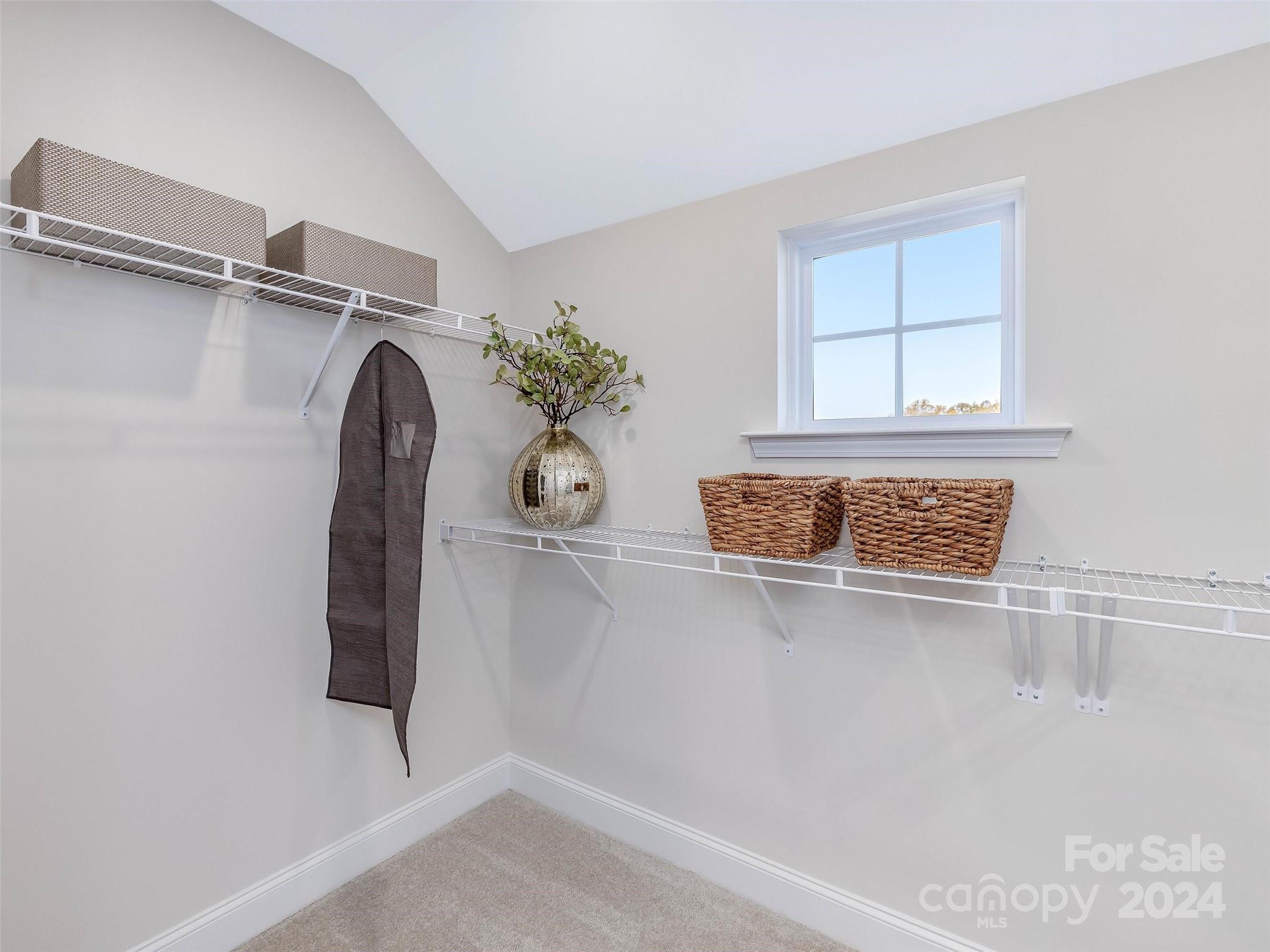 Lakeside Glen - Residential