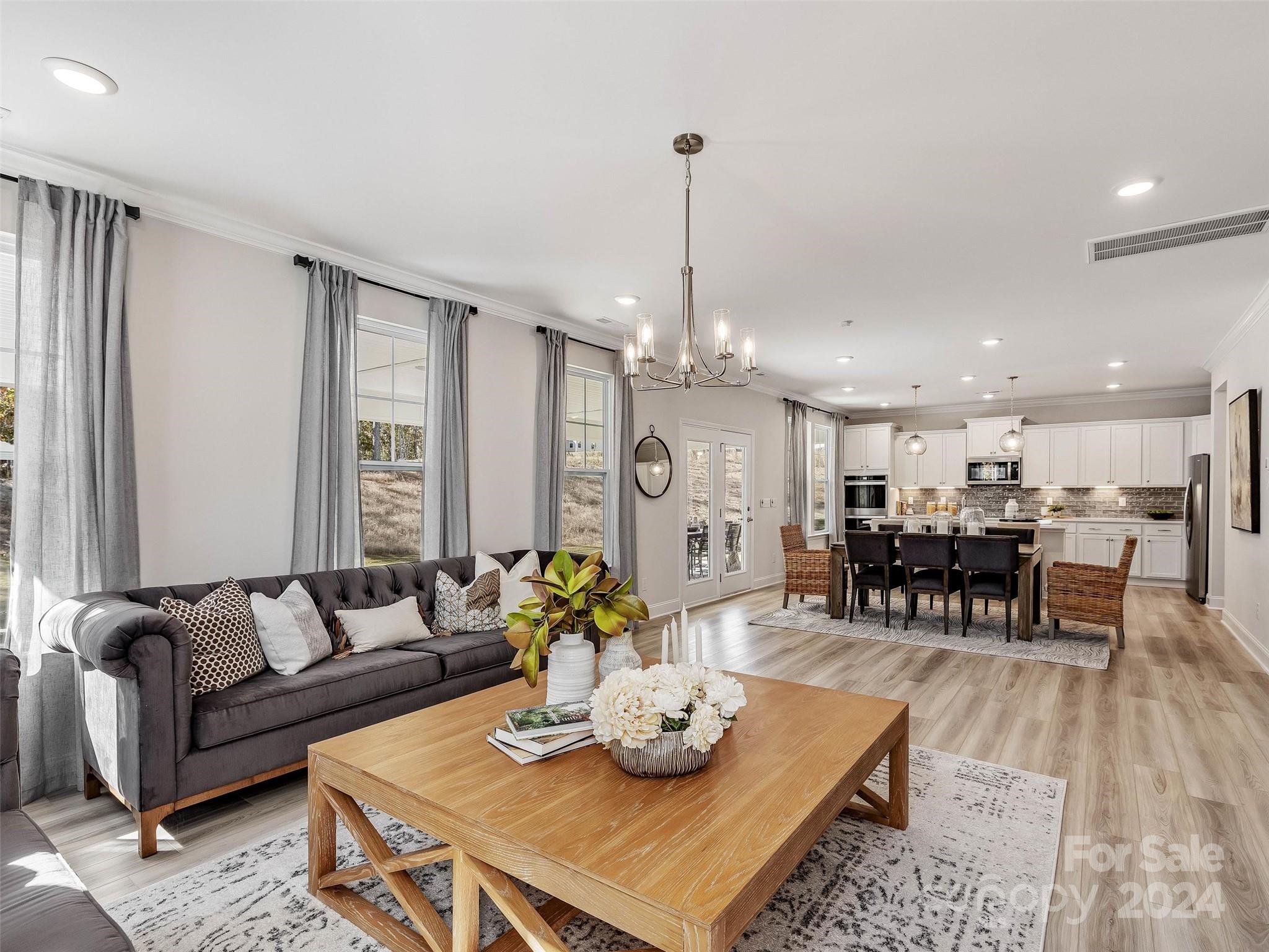 Lakeside Glen - Residential