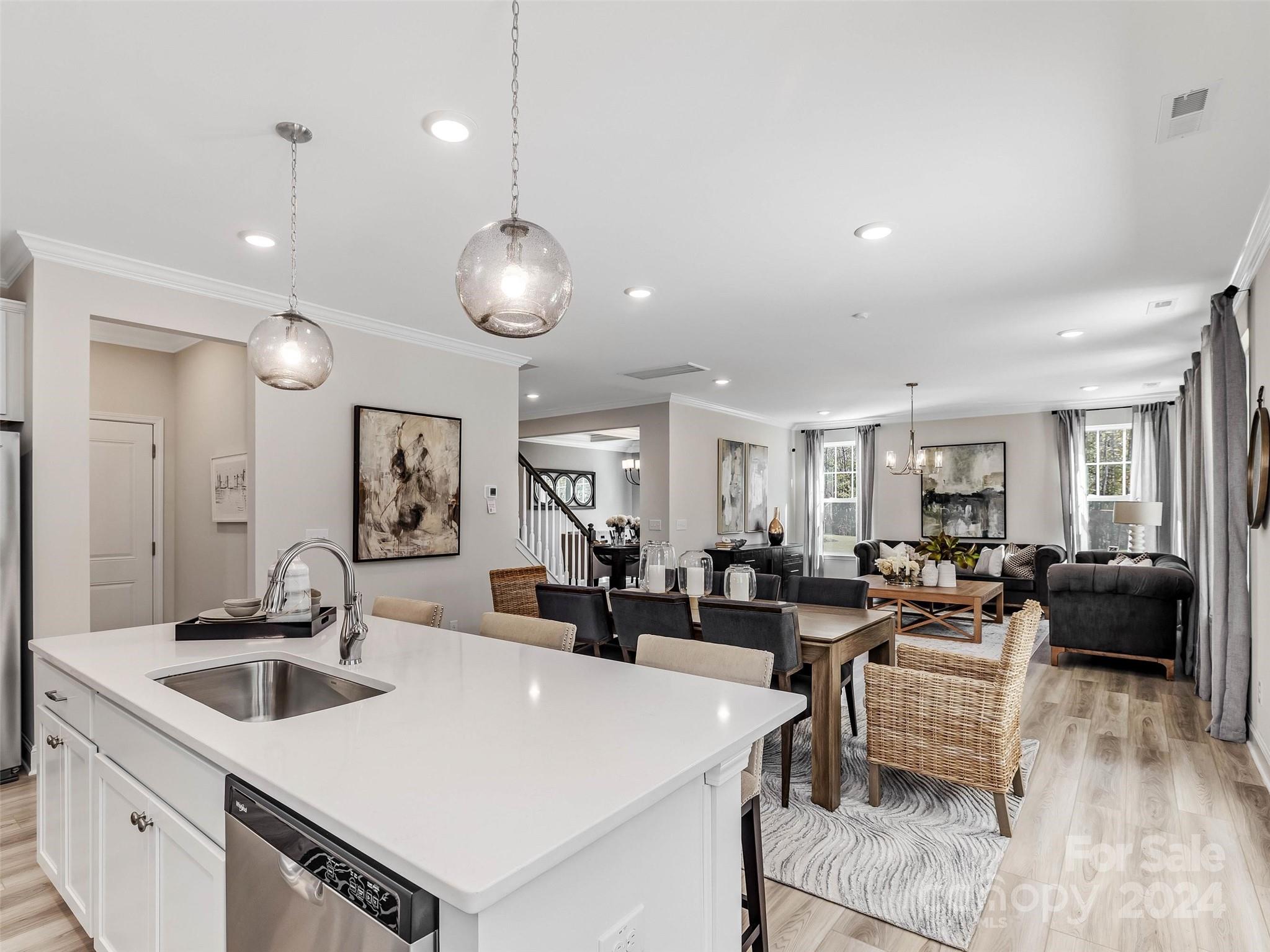 Lakeside Glen - Residential