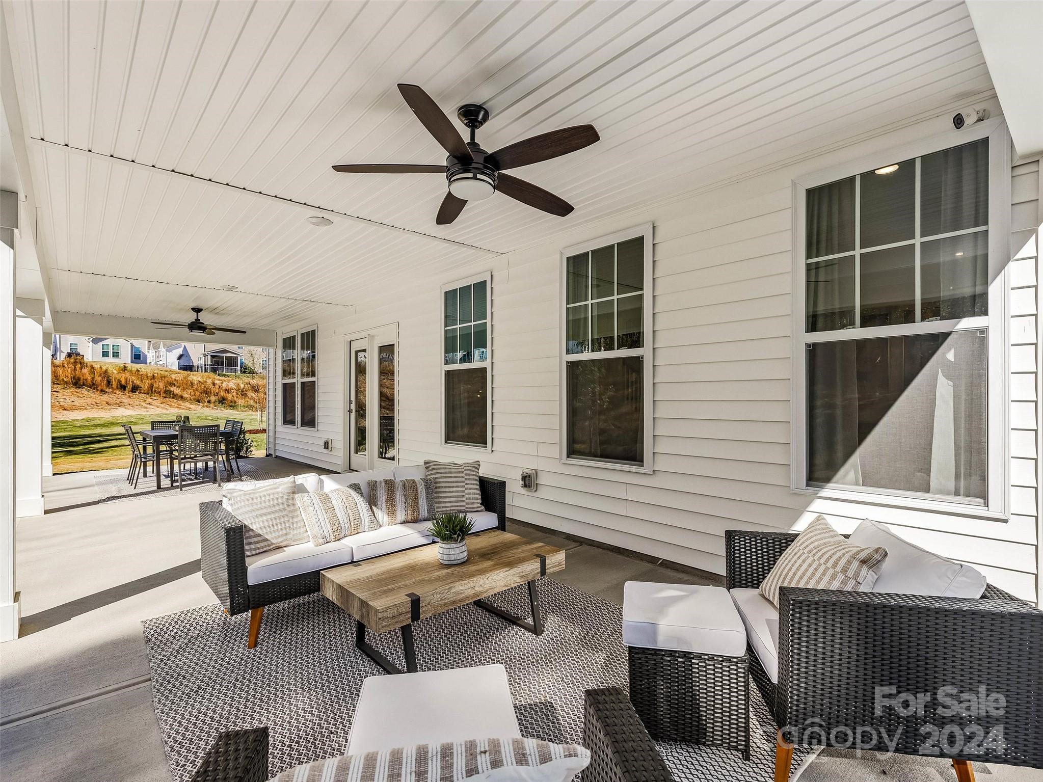 Lakeside Glen - Residential