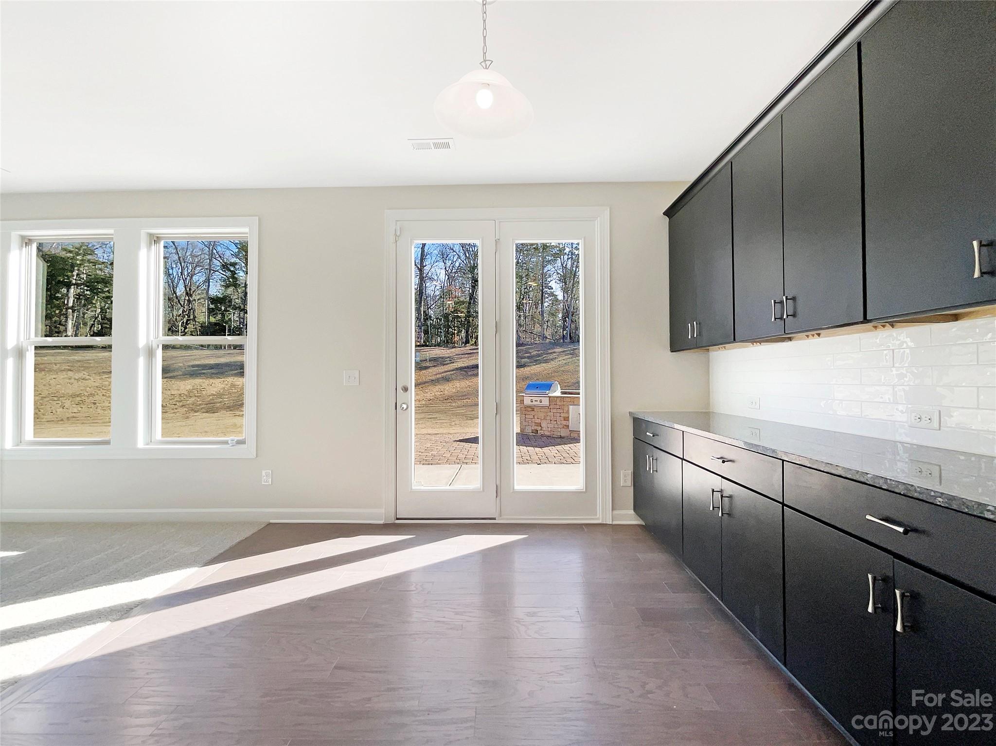 Churchill Farms - Residential