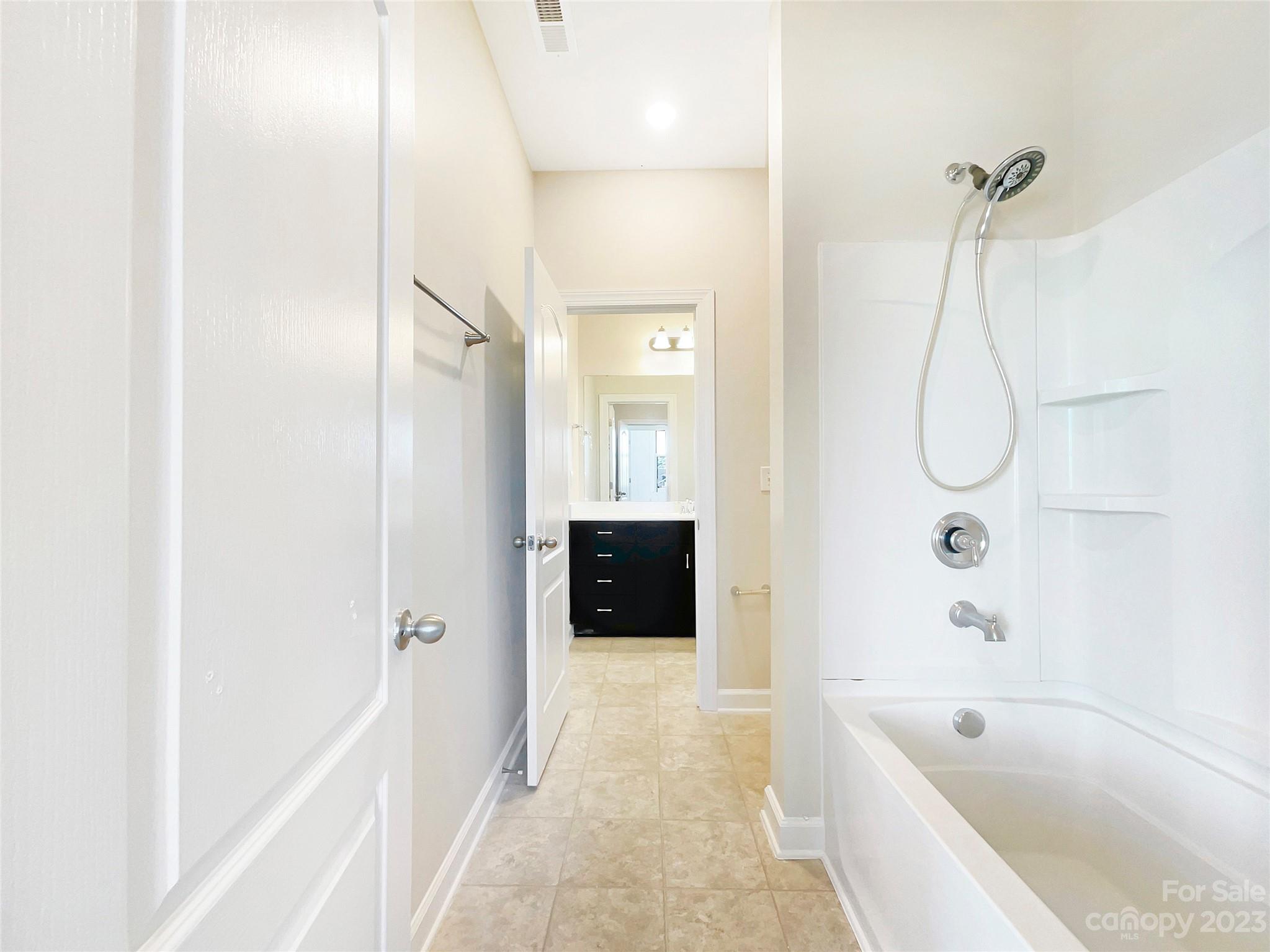 Churchill Farms - Residential