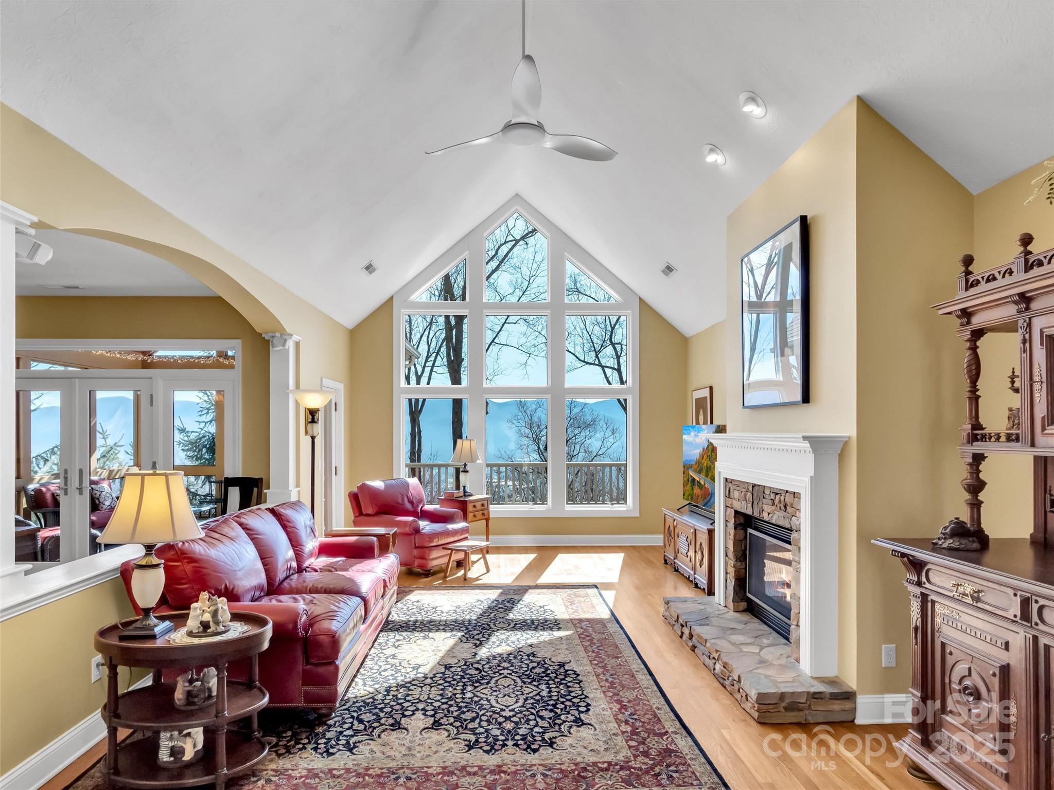 Laurel Ridge Country Club - Residential