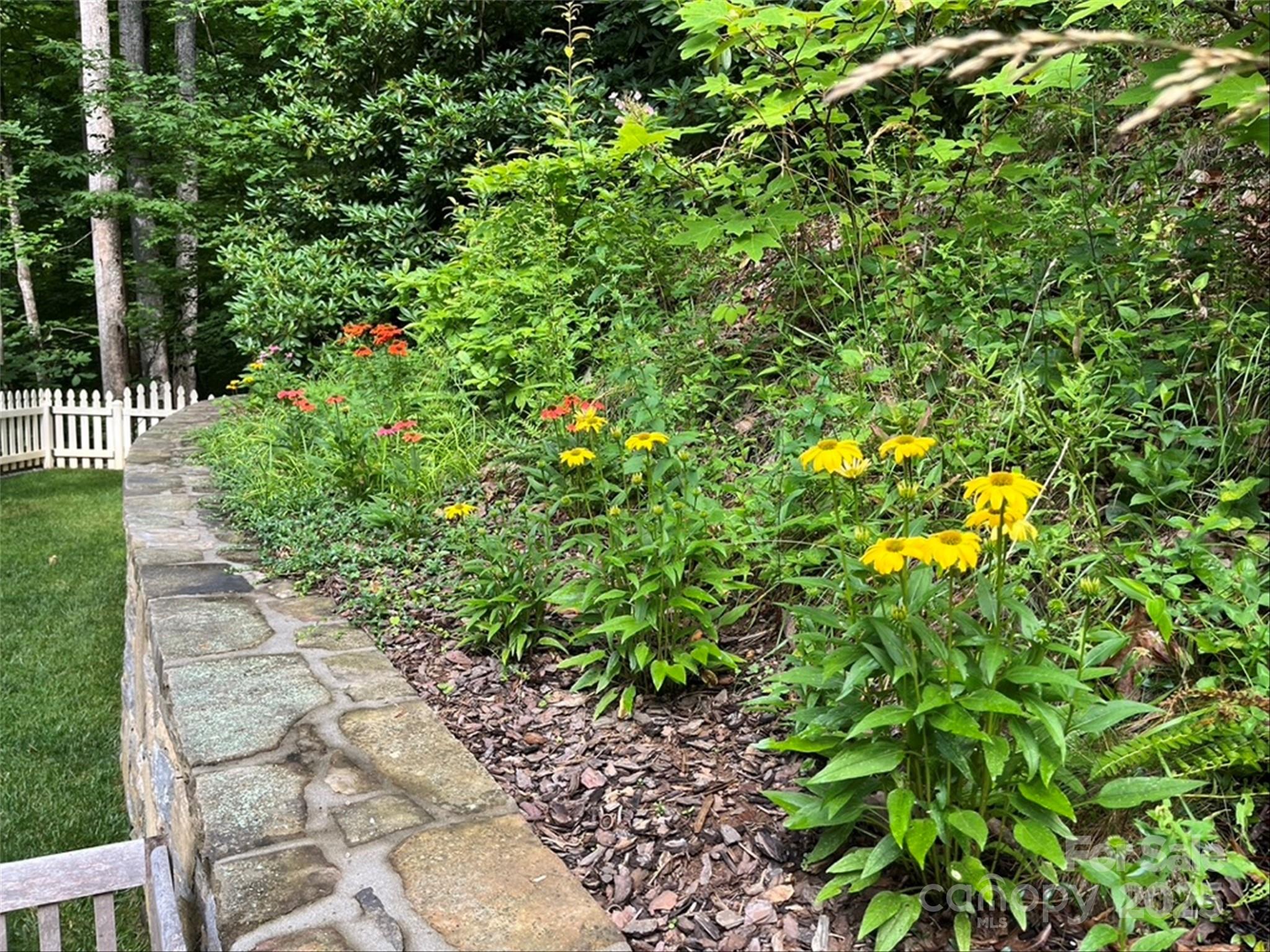 Laurel Ridge Country Club - Residential