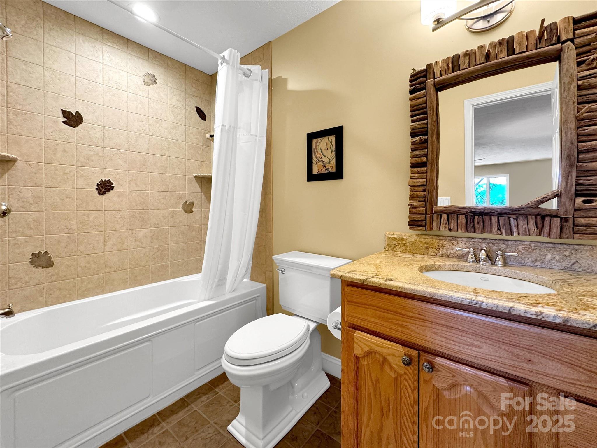 Laurel Ridge Country Club - Residential