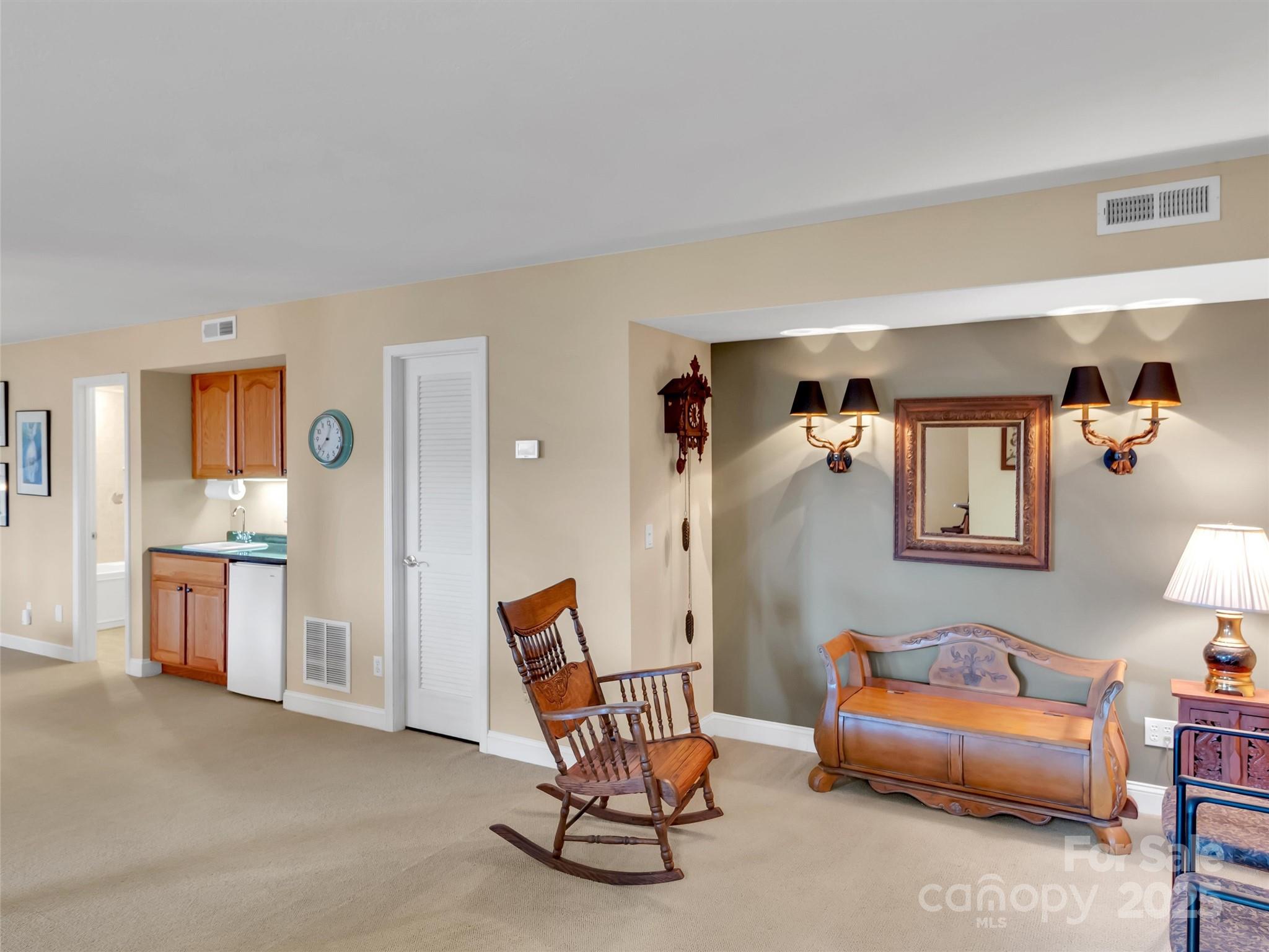 Laurel Ridge Country Club - Residential