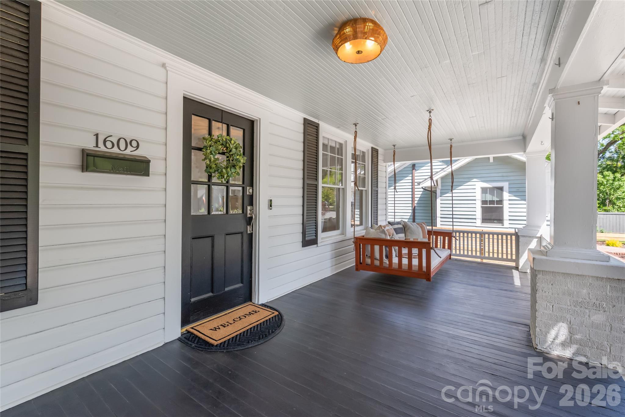 1609 Belvedere Avenue