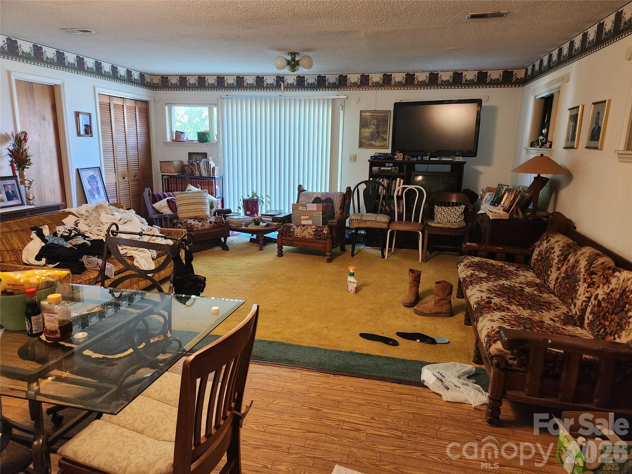 3012 Burbank Drive