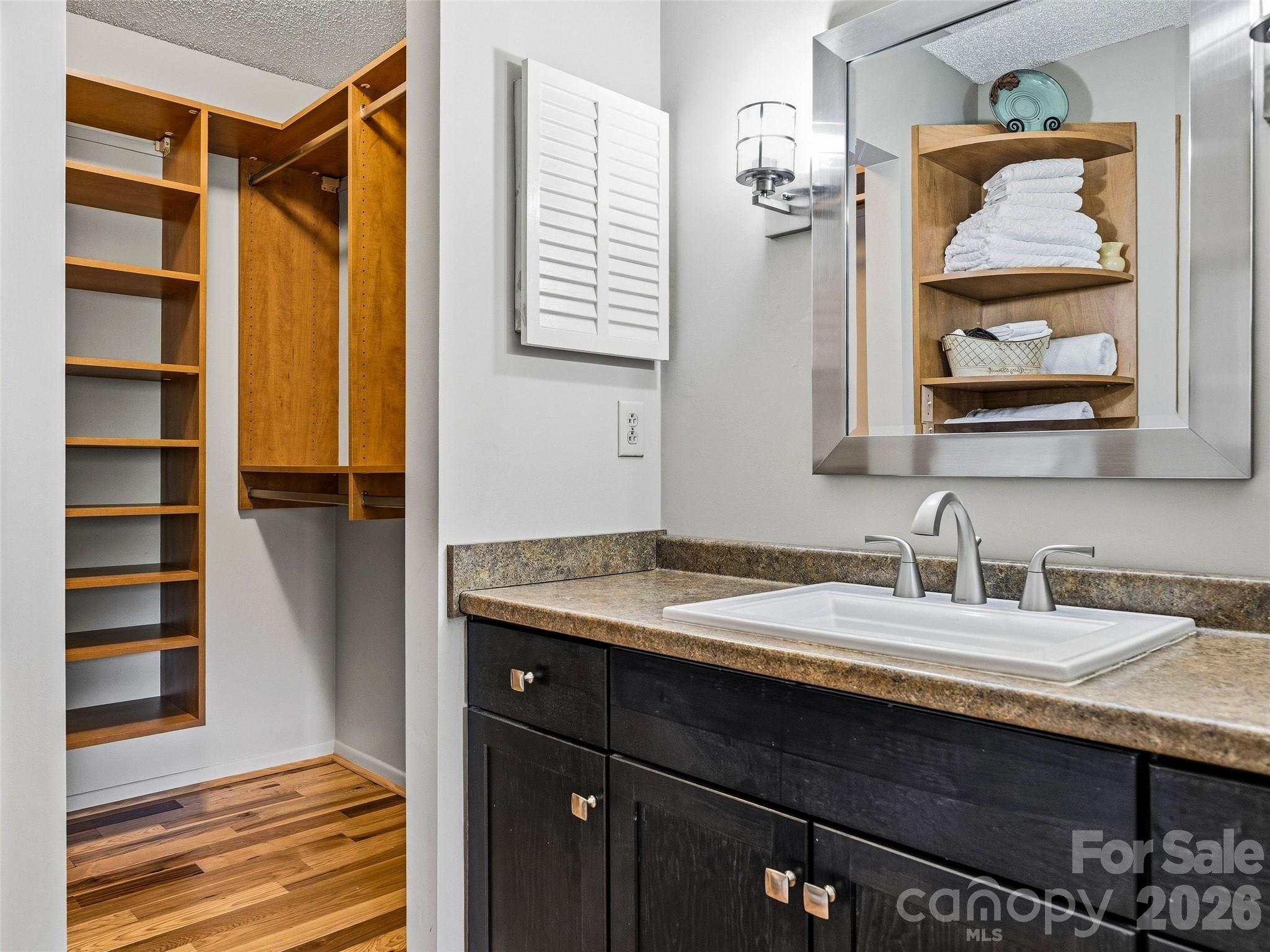 Sherwood Forest - Residential