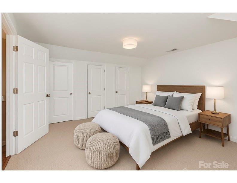 Charlotte, North Carolina 28211, United States, 5 Bedrooms Bedrooms, ,4 BathroomsBathrooms,Residential,Active,112546