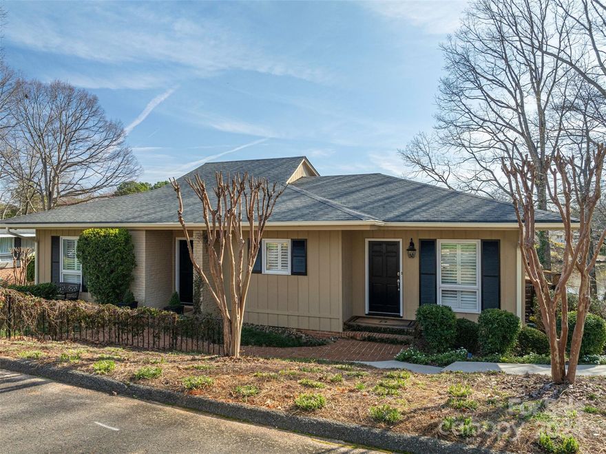 Gorgeous 3 bedroom/3.5 bath waterfront cottage with winter views of GCC golf course. This home features a completely remodeled kitchen with quartz counters and backsplash along with Viking appliances, remodeled primary bath with all the bells and whistles, remodeled guest bath with high-end designer wall paper, updated and remodeled primary closet, custom built-ins (in den), hardwood flooring, gas fireplace,  9 foot ceilings, open floor plan, HVAC -only 3 years old, floor to ceiling windows, plantation shutters, French-doors, serene paint throughout, down-stairs features the 3rd bedroom and full bath along with it's own exterior entrance ( interior access via spiral staircase)  with large attic and tons of storage.  The upper porch with wrap around seating provides idyllic  views of the peaceful pond and water fountain.  The yard is full of lush landscaping that blooms throughout the seasons- all located on a quiet tree lined cul-de-sac.