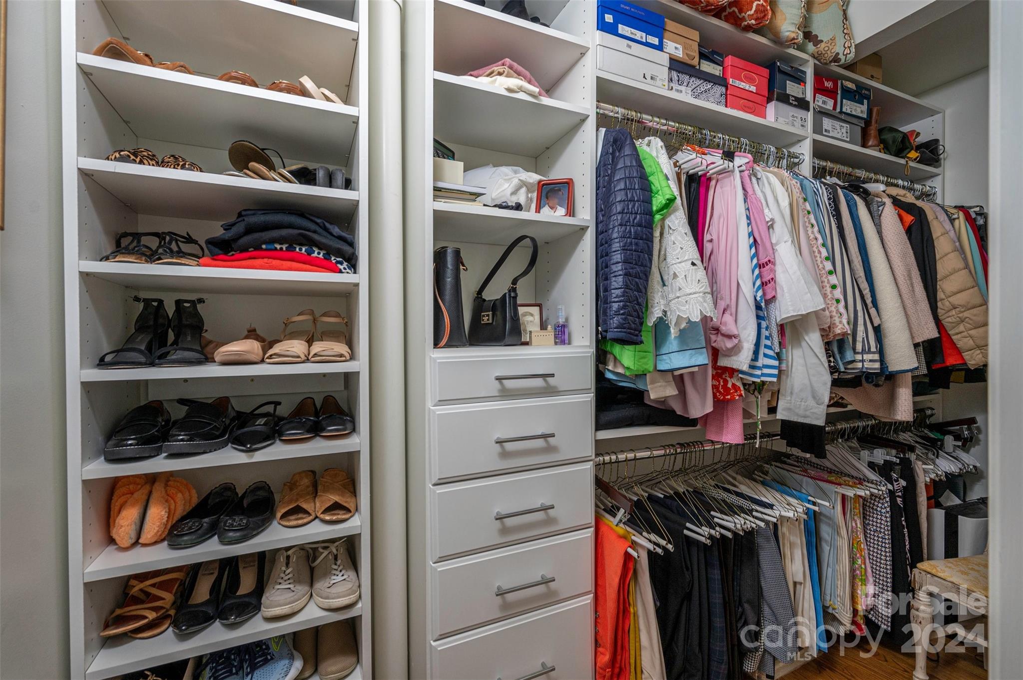 Club Colony - Residential