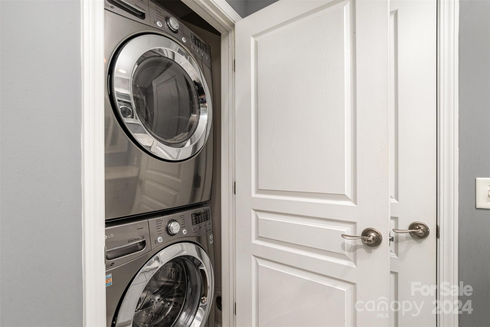 Latta Pavilion - Residential