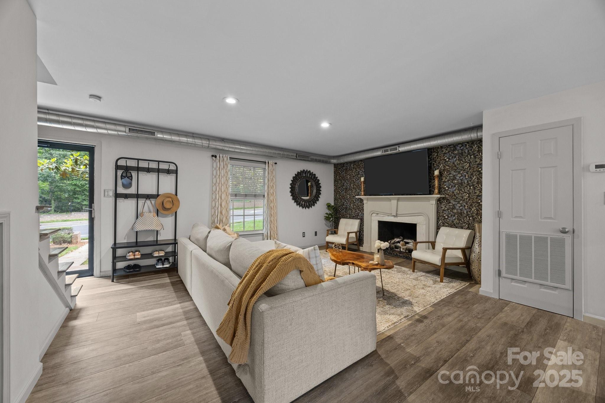 3528 Colony Road A