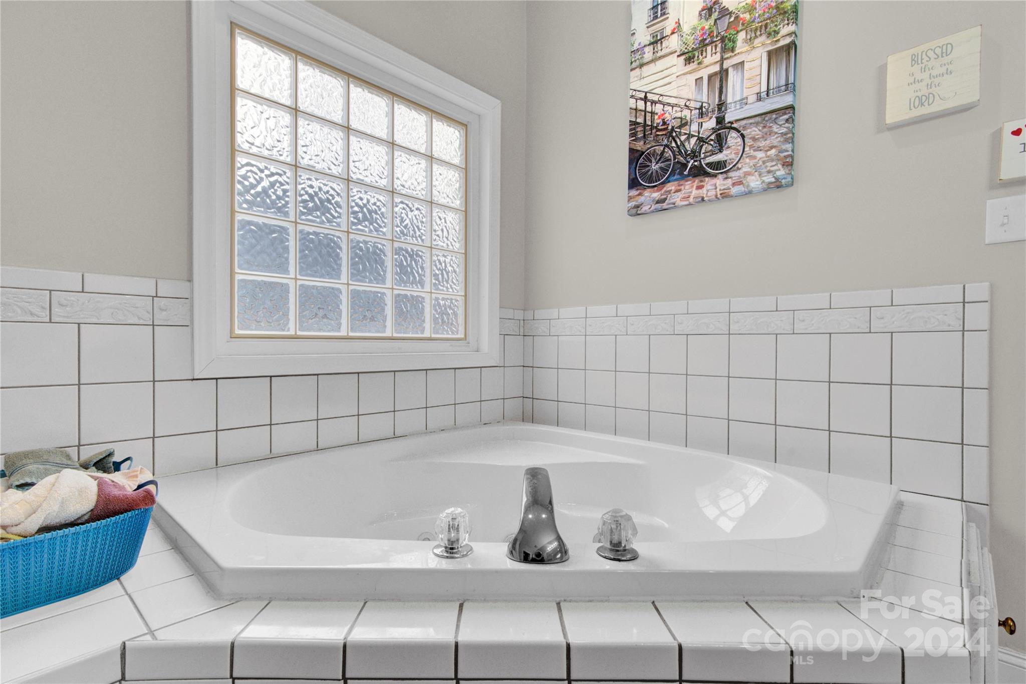 Weatherwood - Residential